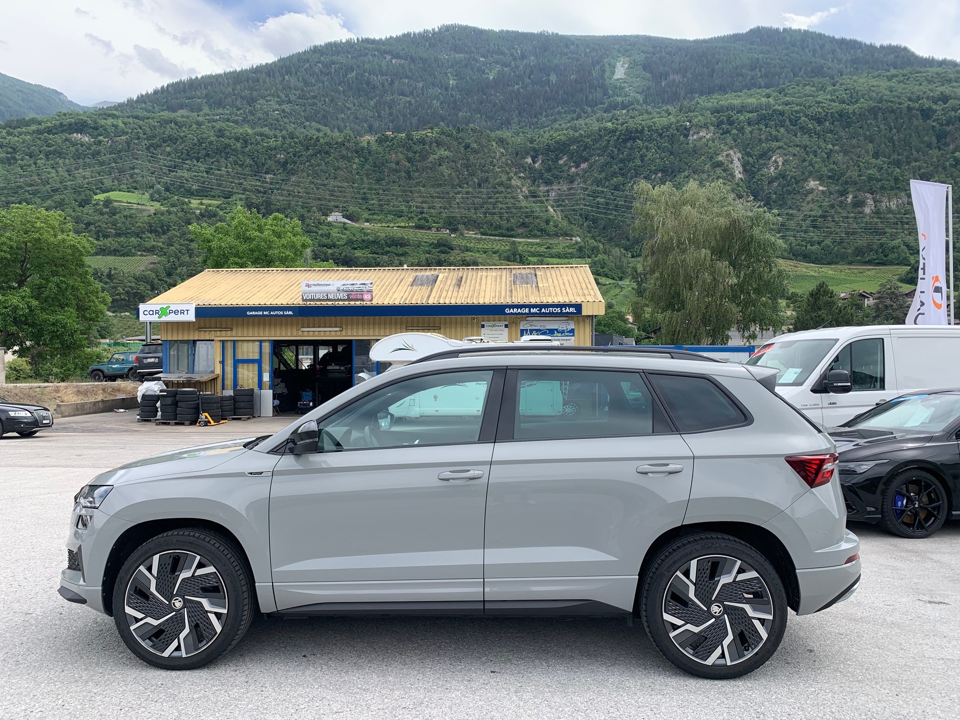 SKODA Karoq 2.0 TDI CR SportLine 4x4 DSG-image-8