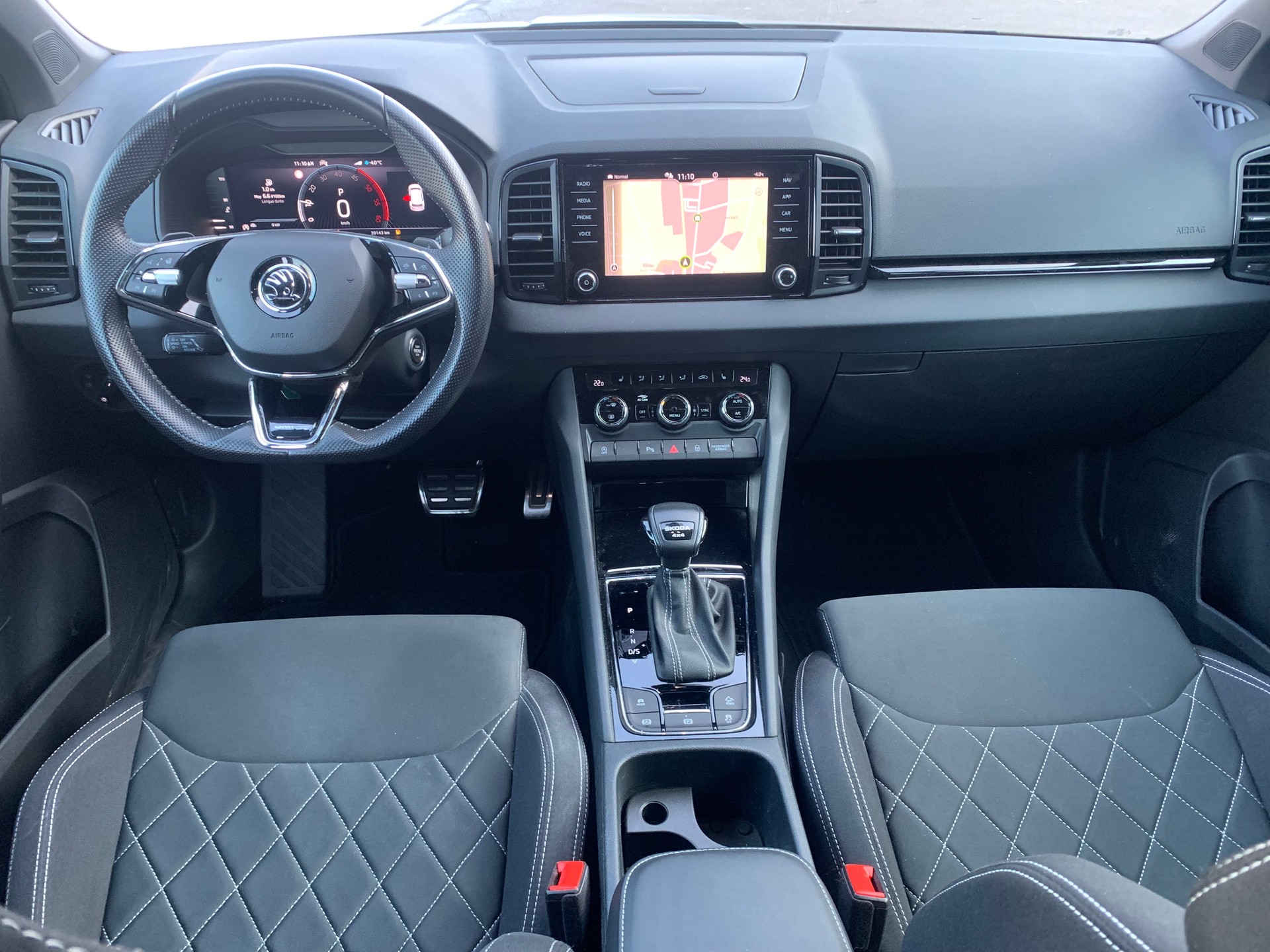 SKODA Karoq 2.0 TDI CR SportLine 4x4 DSG-image-16