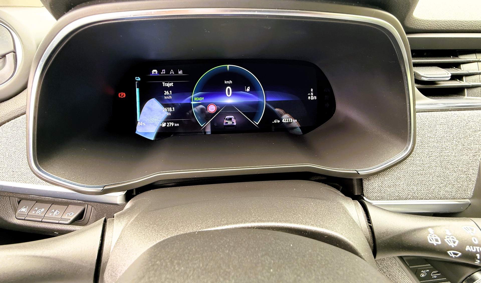 RENAULT Zoe Intens R135 (incl. Batterie)-image-18