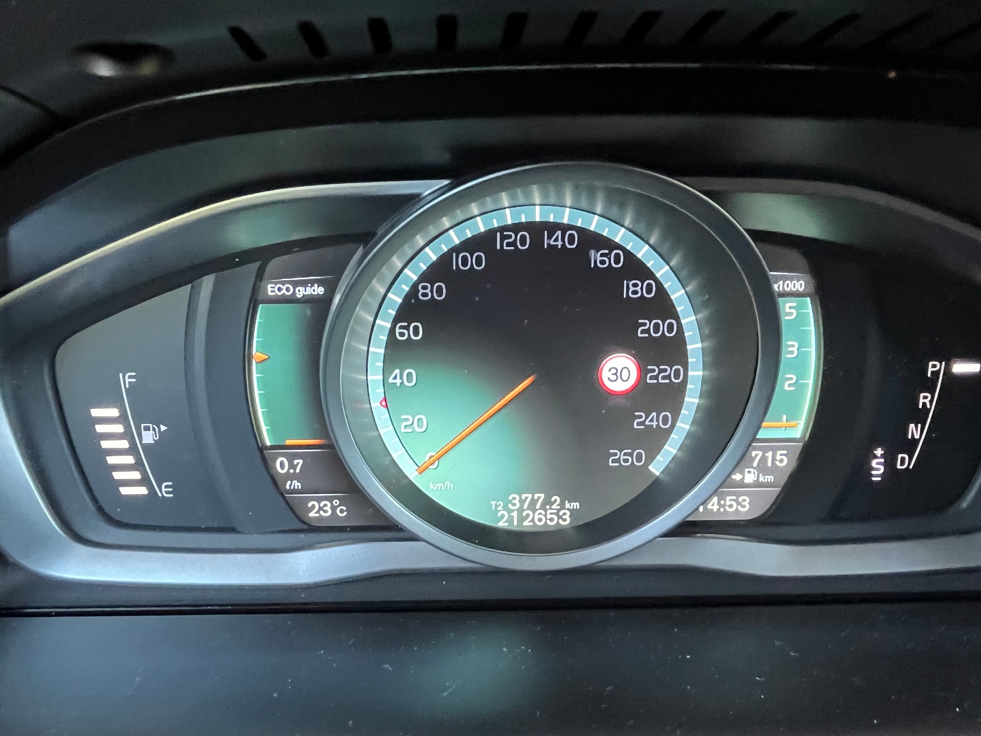 VOLVO XC 60 2.0 D4 Ocean Race-image-6