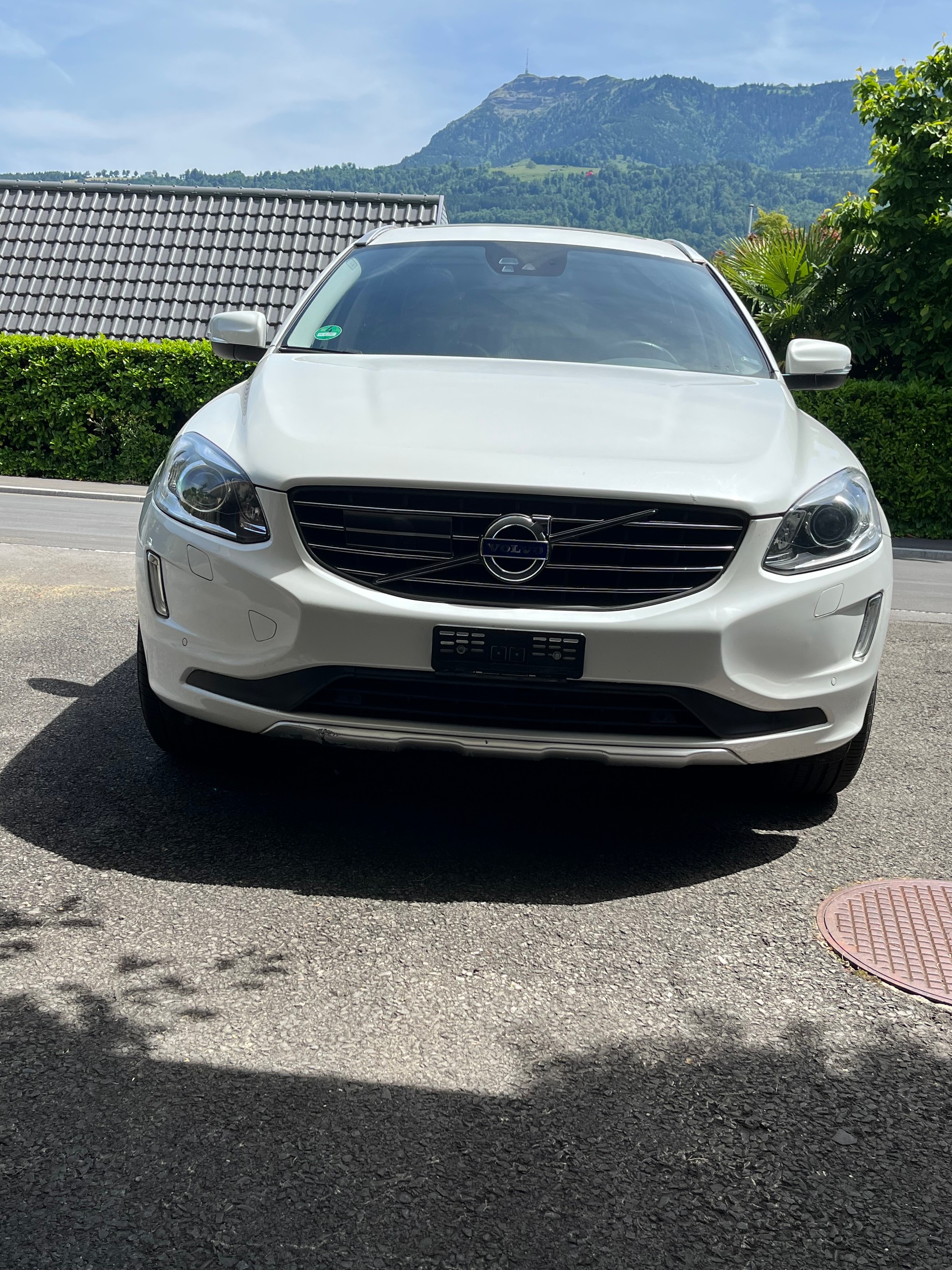 VOLVO XC 60 2.0 D4 Ocean Race-image-2