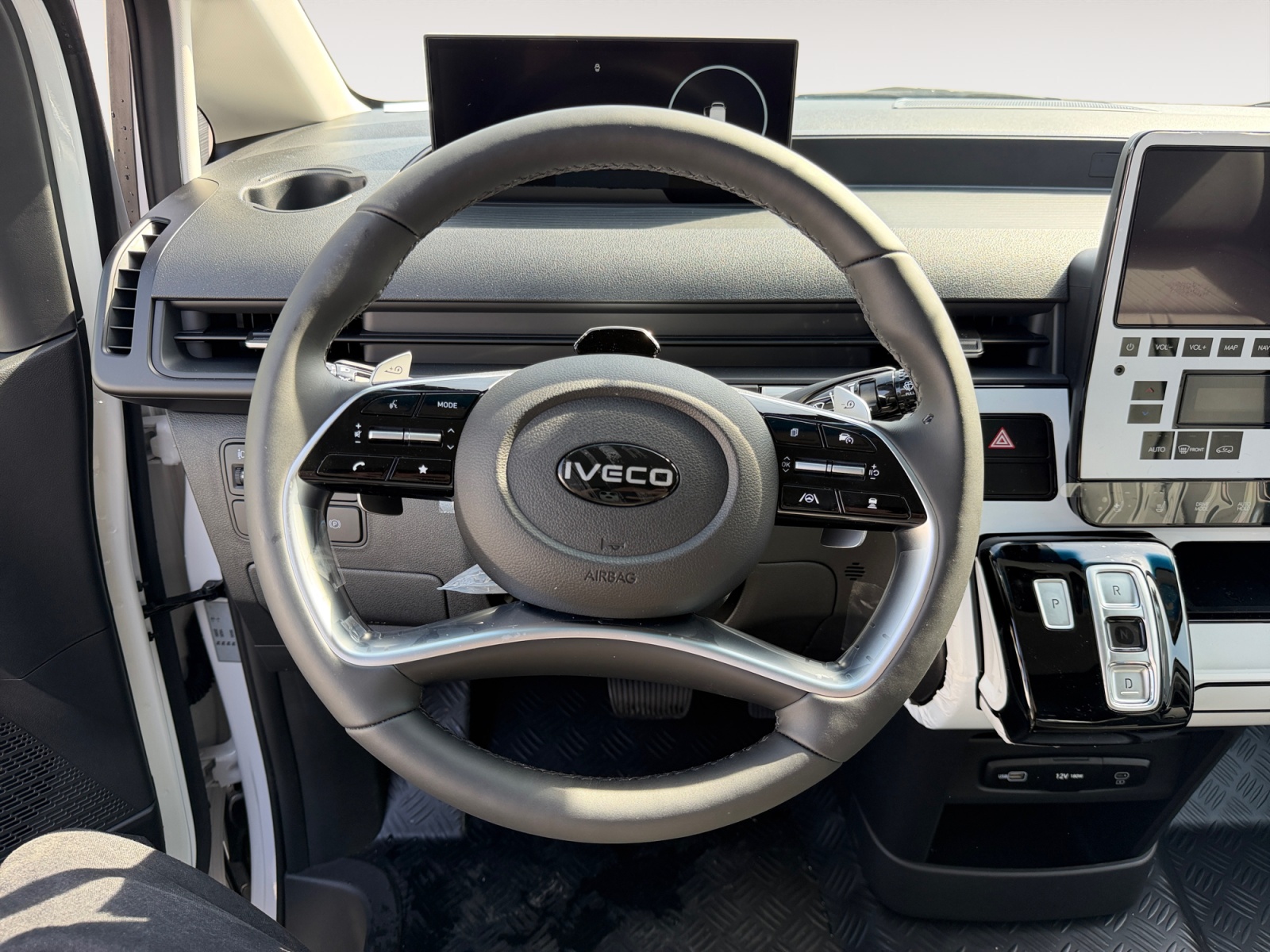 IVECO eMOOVY mit FABA-Kipper-image-15