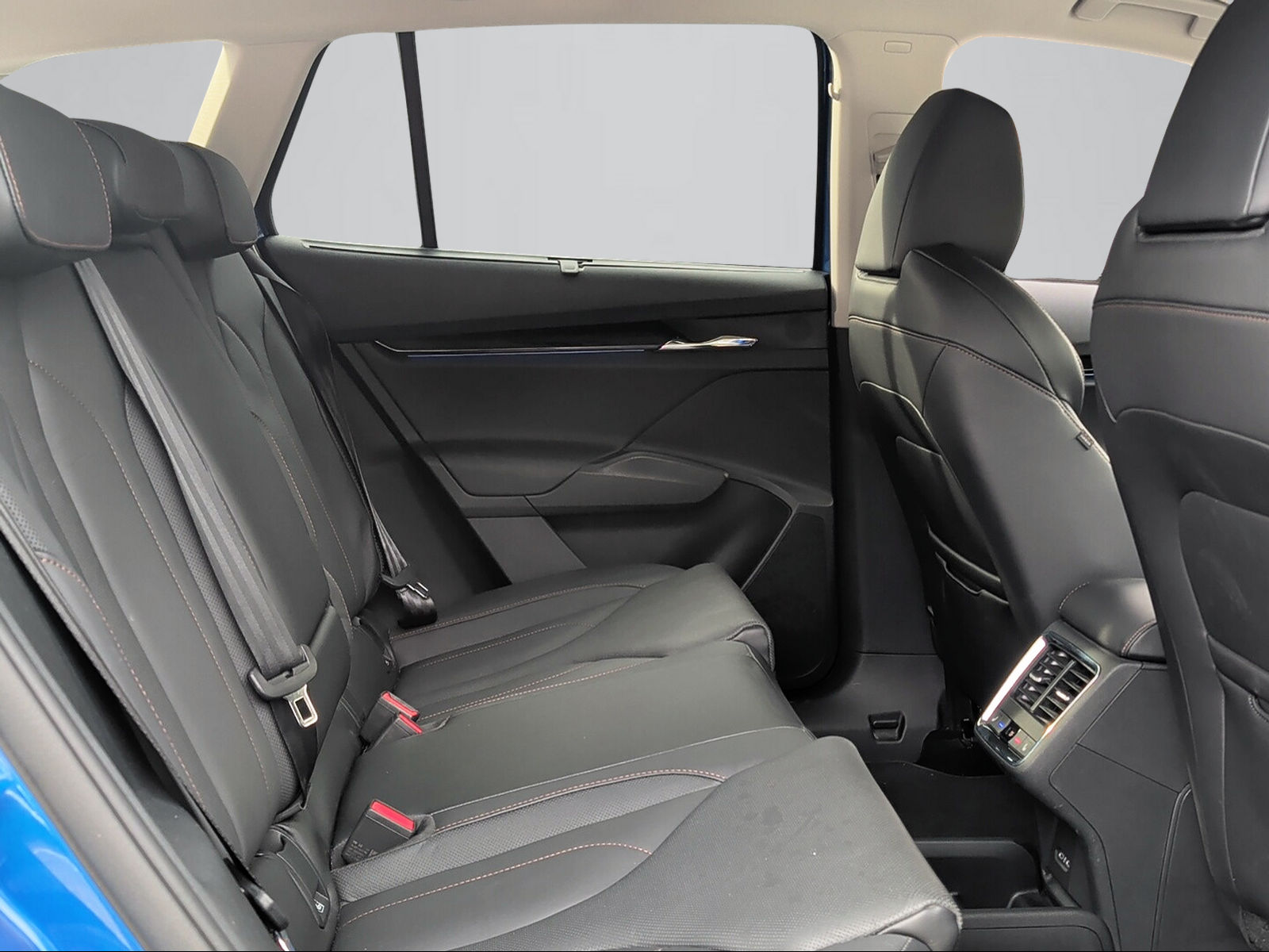 SKODA Enyaq iV 80x-image-7