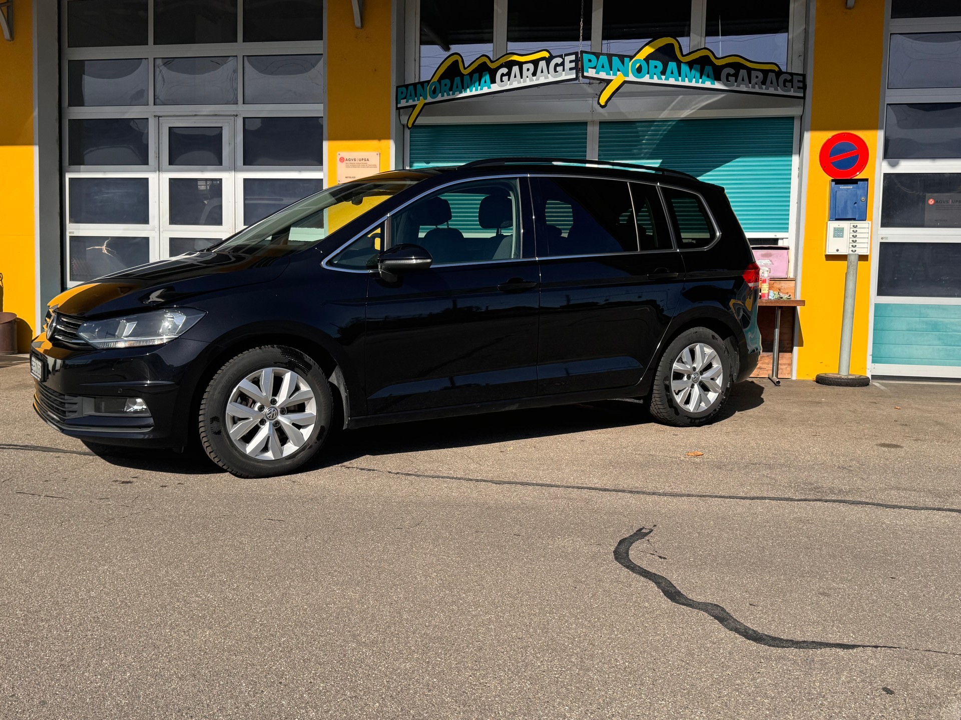 VW Touran 2.0 TDI BlueMotion TechnologyComfortline DSG-image-1
