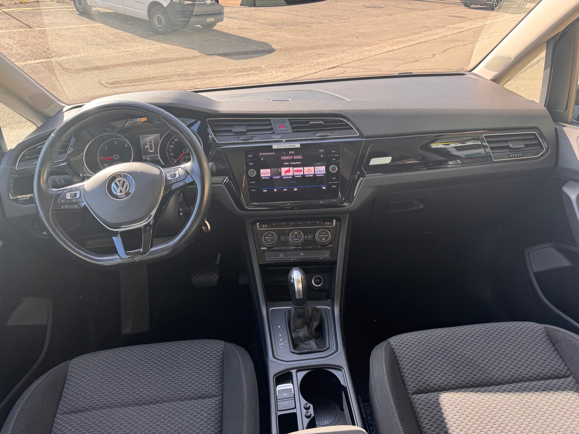 VW Touran 2.0 TDI BlueMotion TechnologyComfortline DSG-image-11