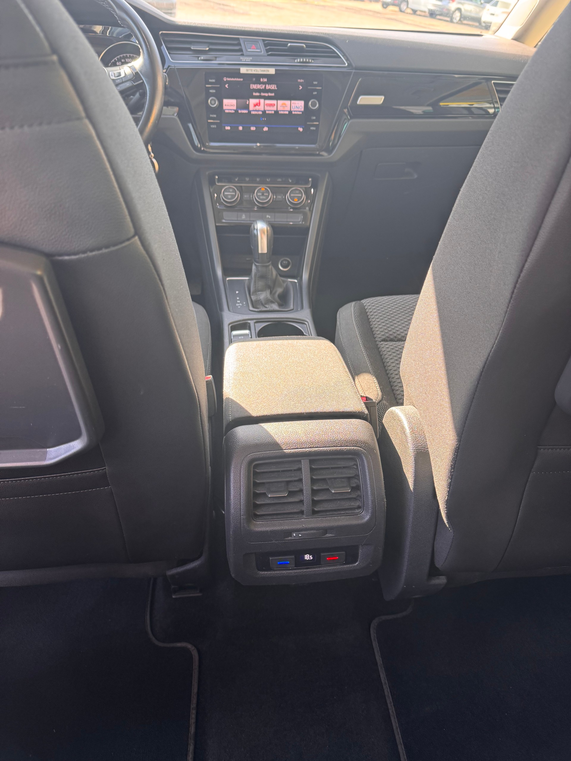 VW Touran 2.0 TDI BlueMotion TechnologyComfortline DSG-image-10