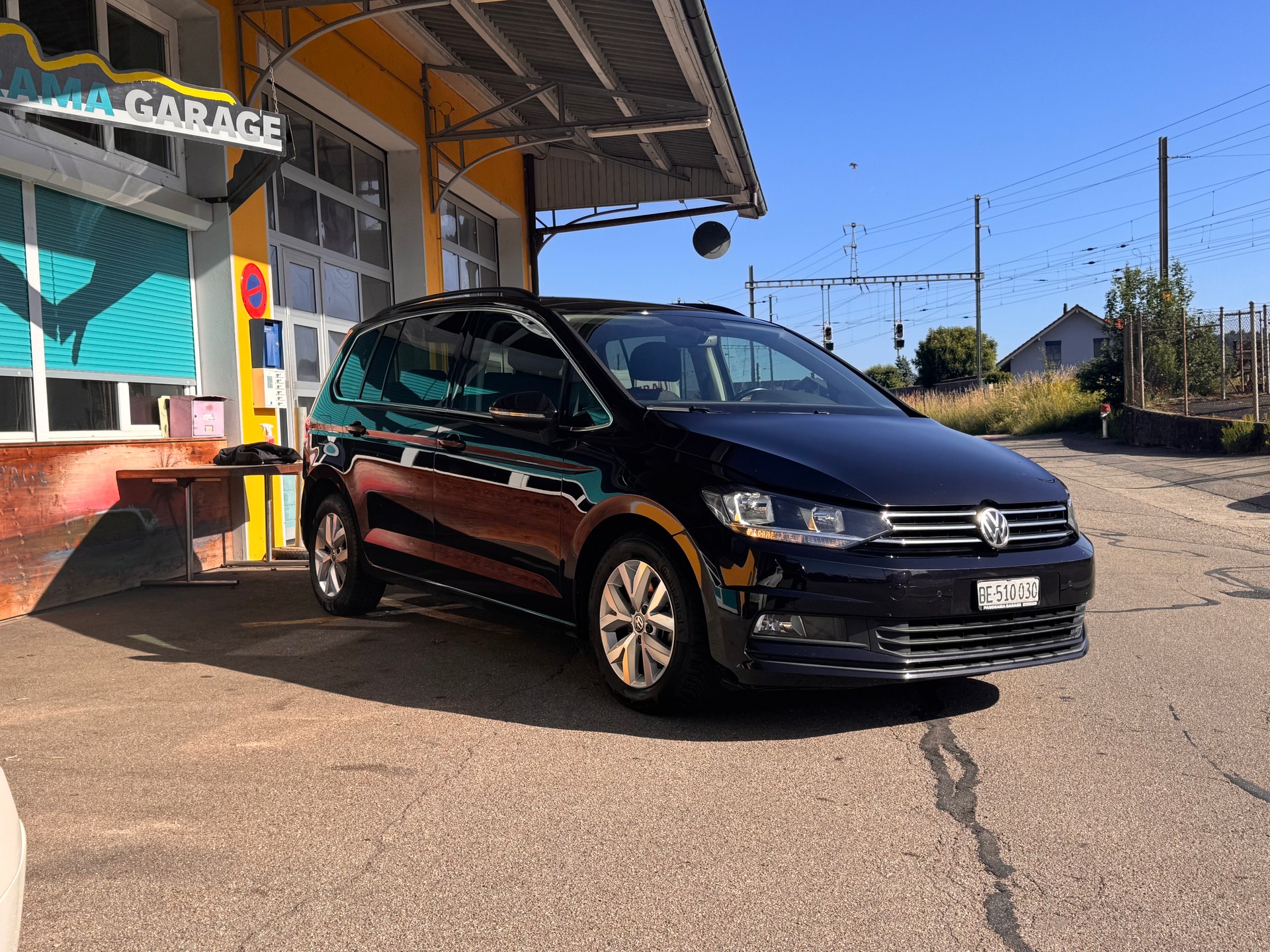 VW Touran 2.0 TDI BlueMotion TechnologyComfortline DSG-image-0