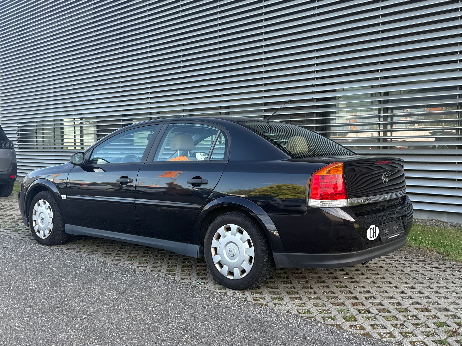 OPEL Vectra GTS 2.2 Elegance-image-3
