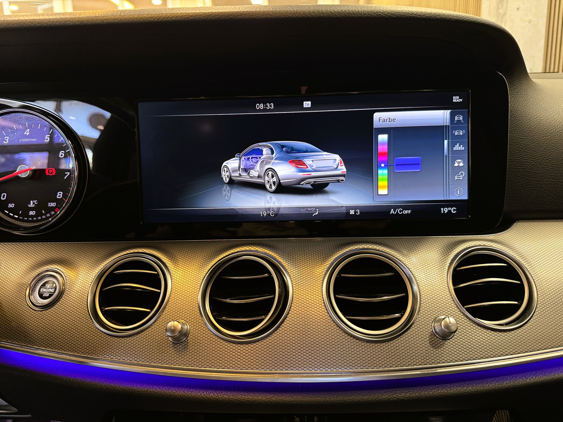 MERCEDES-BENZ E 200 Avantgarde 4Matic 9G-Tronic-image-13