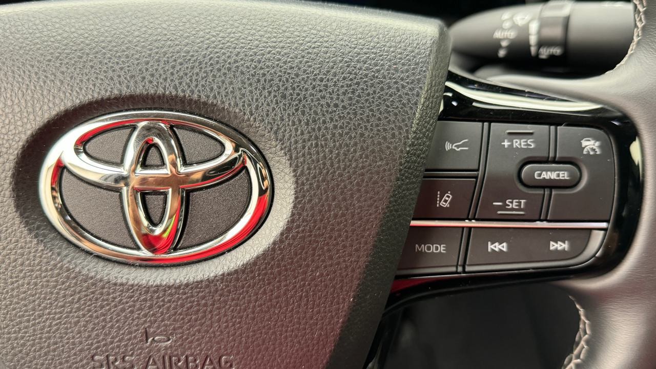 TOYOTA Mirai Fuel cell Platinum-image-9