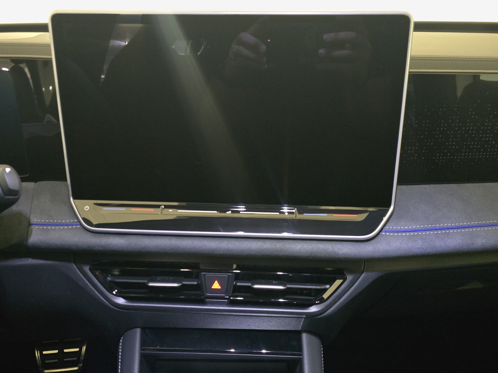 VW Tiguan 2.0 TDI SCR R-Line 4Motion DSG-image-10