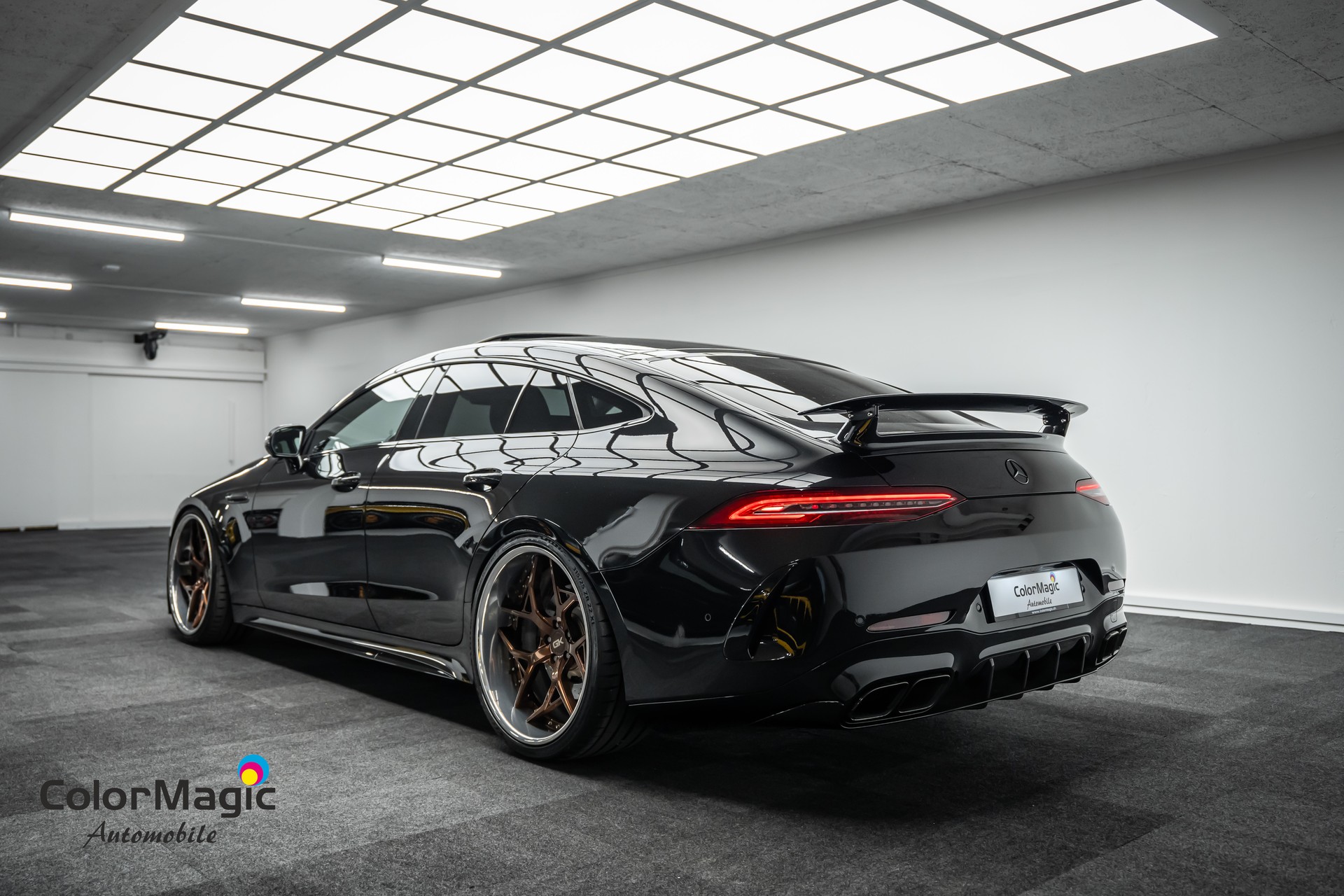 MERCEDES-BENZ * AMG GT 4 63 S * AMG AERODYNAMIK-PAKET * 22 ZOLL SOMMERRRÄDER (EINZELANFERTIGUNG) * LEASING AB 1024.- *-showroom-element-3