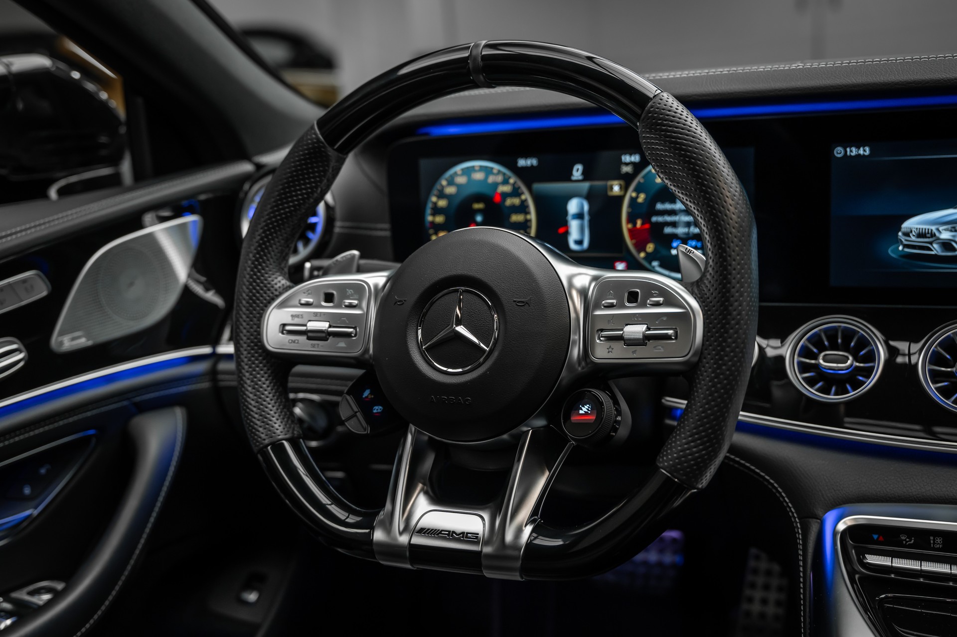 MERCEDES-BENZ * AMG GT 4 63 S * AMG AERODYNAMIK-PAKET * 22 ZOLL SOMMERRRÄDER (EINZELANFERTIGUNG) * LEASING AB 1024.- *-image-22