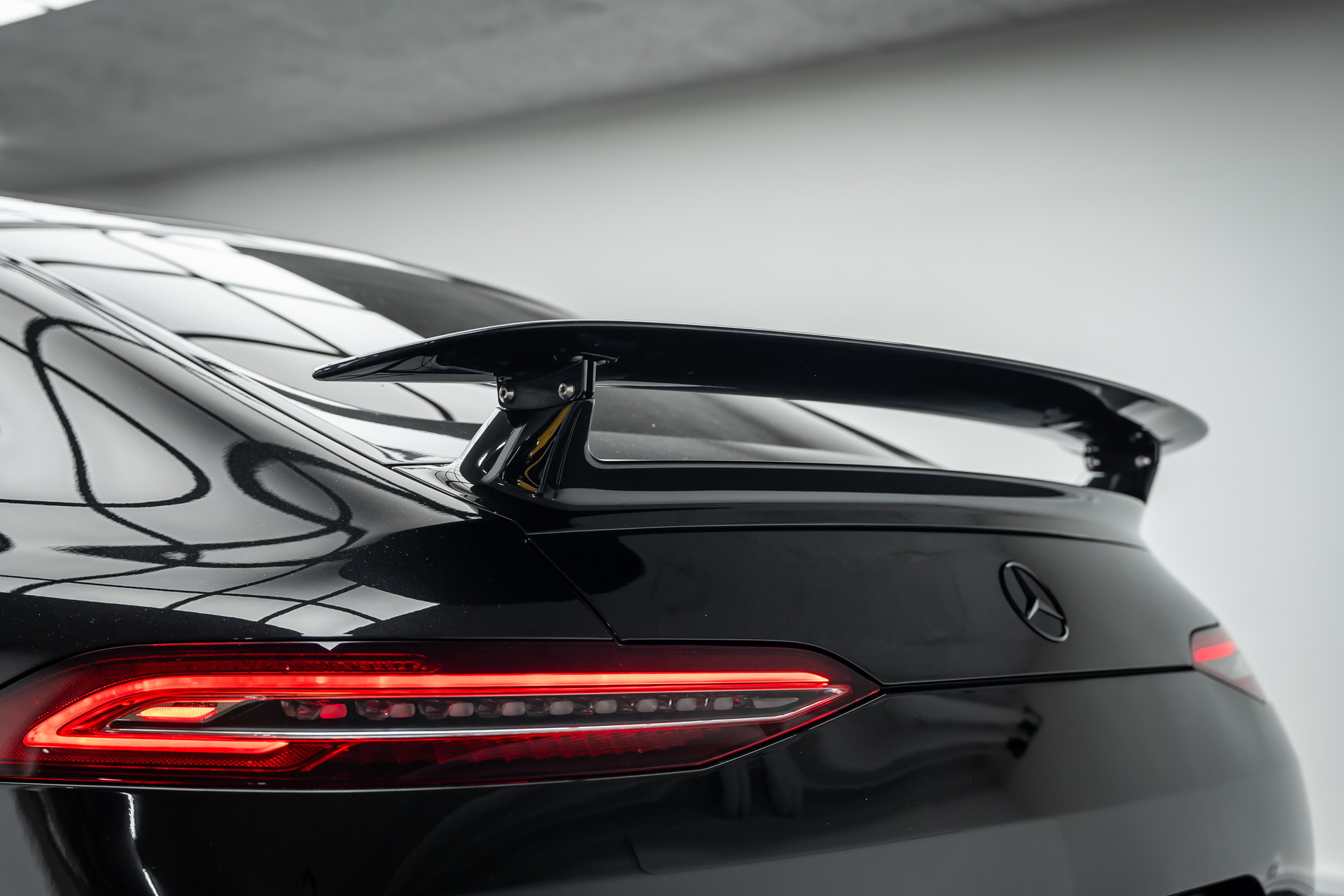 MERCEDES-BENZ * AMG GT 4 63 S * AMG AERODYNAMIK-PAKET * 22 ZOLL SOMMERRRÄDER (EINZELANFERTIGUNG) * LEASING AB 1024.- *-image-10