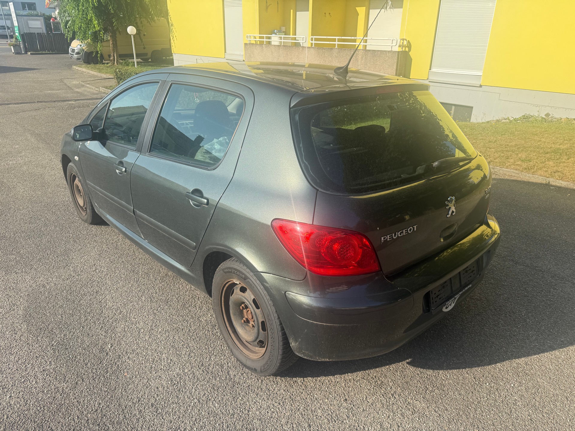 PEUGEOT 307 1.6 HDI Look-image-5