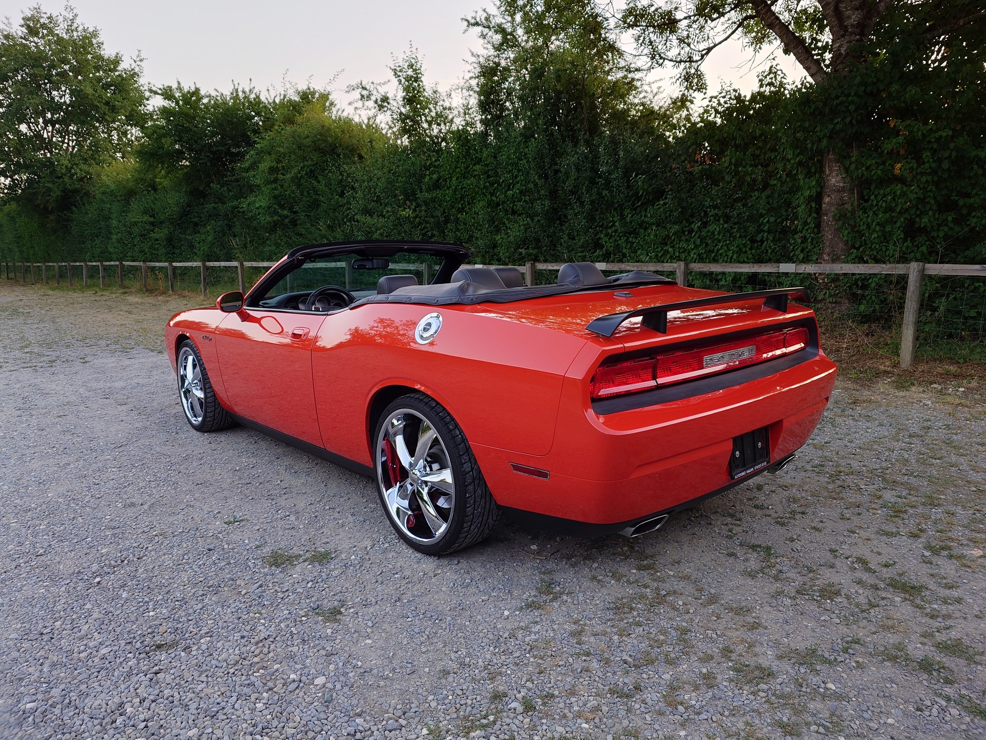 DODGE Challenger 6.1 Hemi Handschalter Cabriolet-image-8