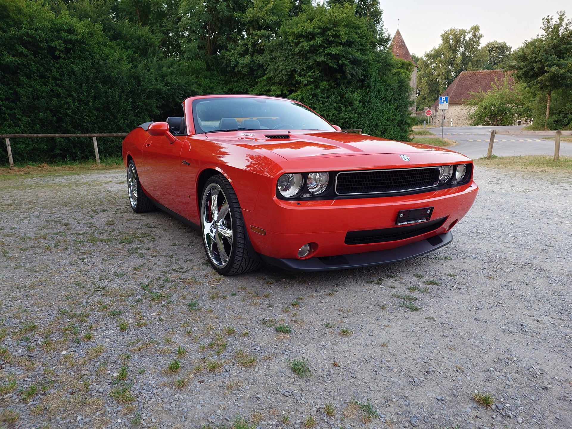 DODGE Challenger 6.1 Hemi Handschalter Cabriolet-image-5