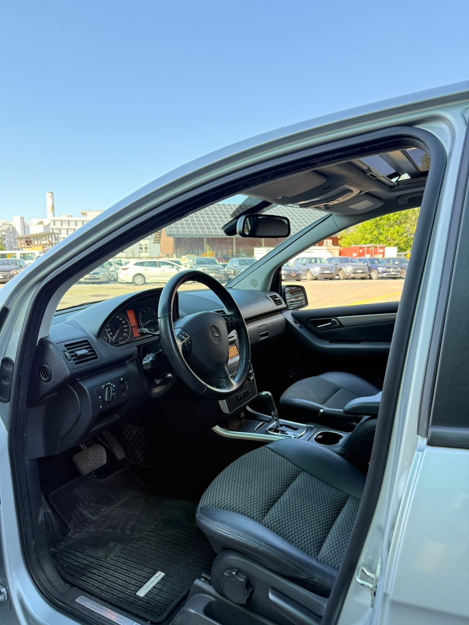MERCEDES-BENZ A 180 (170) Avantgarde Autotronic-image-10