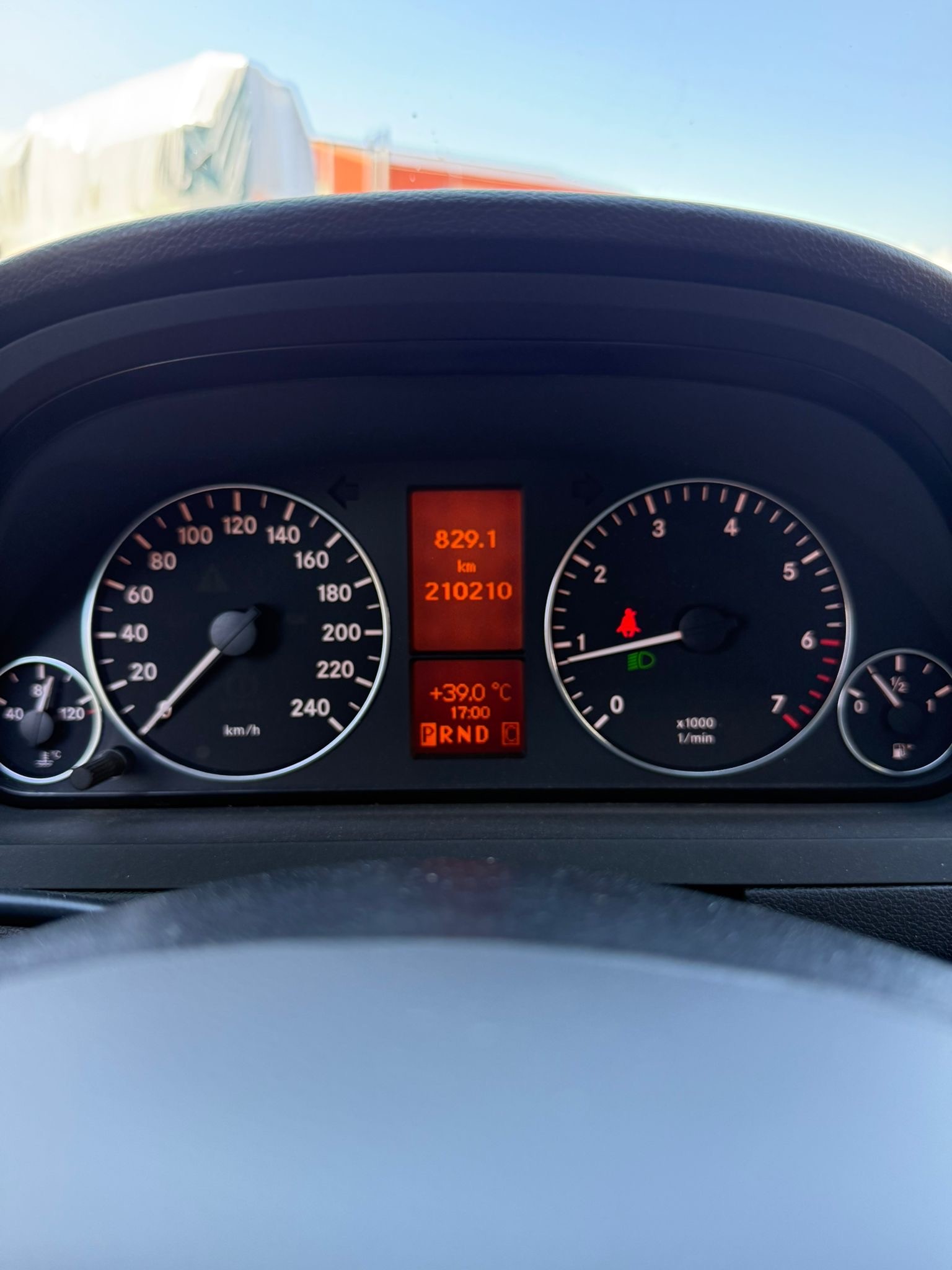 MERCEDES-BENZ A 180 (170) Avantgarde Autotronic-image-13
