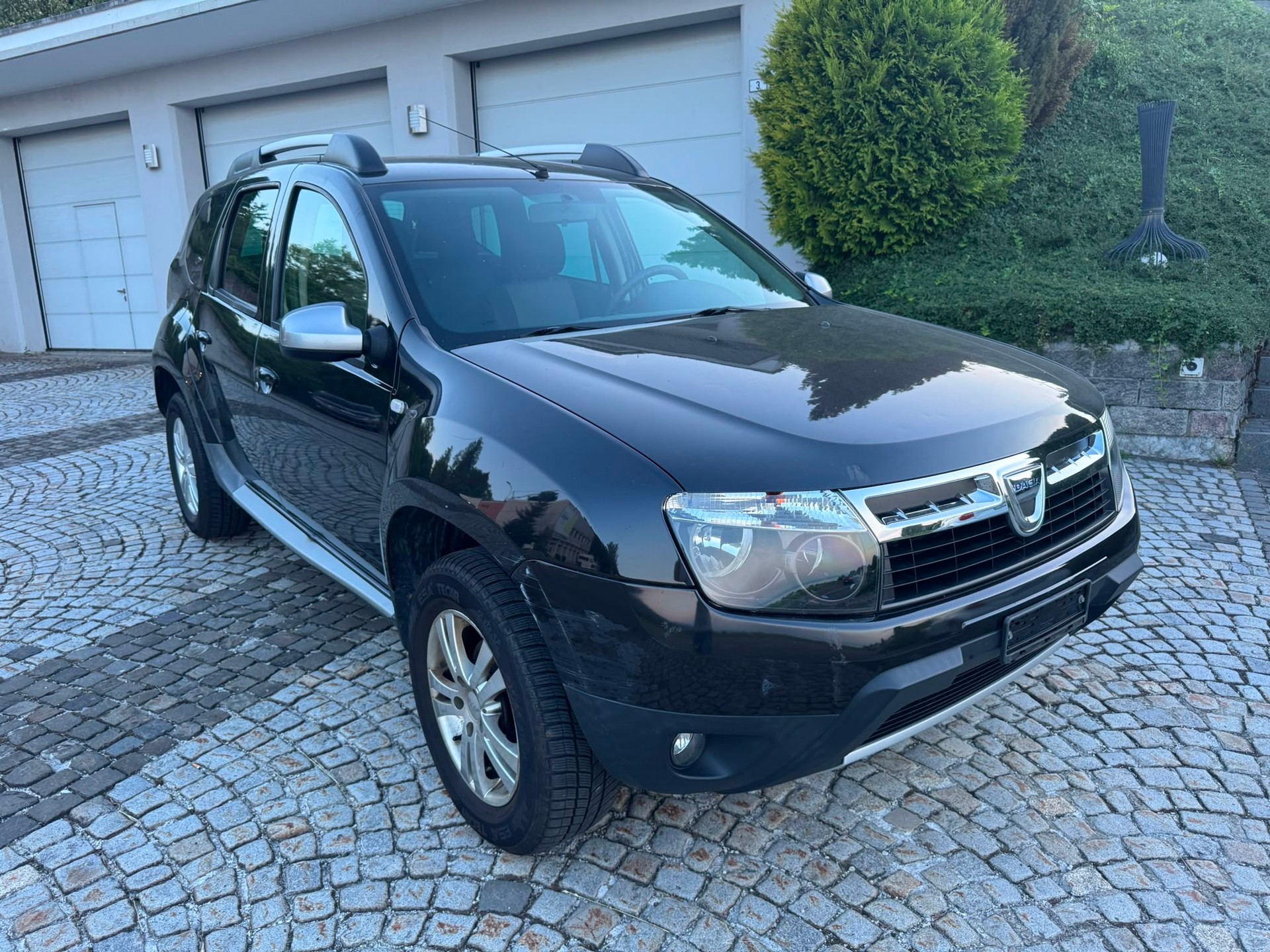 DACIA Duster 1.6 Ambiance 4x4-image-0