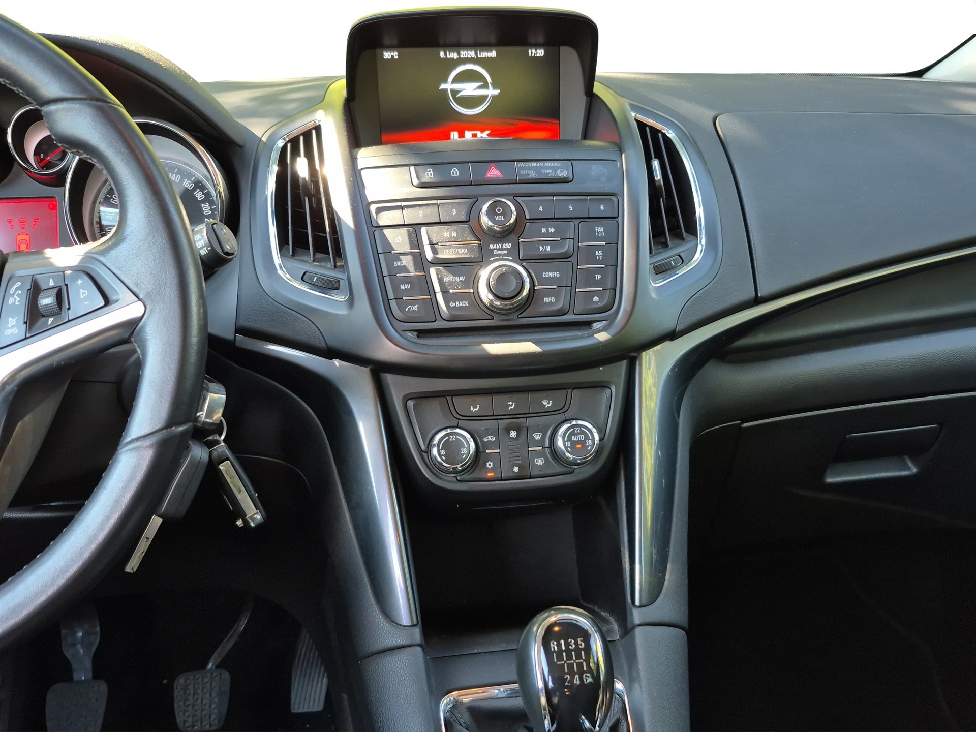 OPEL Zafira Tourer 1.6 CDTi *Steuerkette rasselt*-image-8