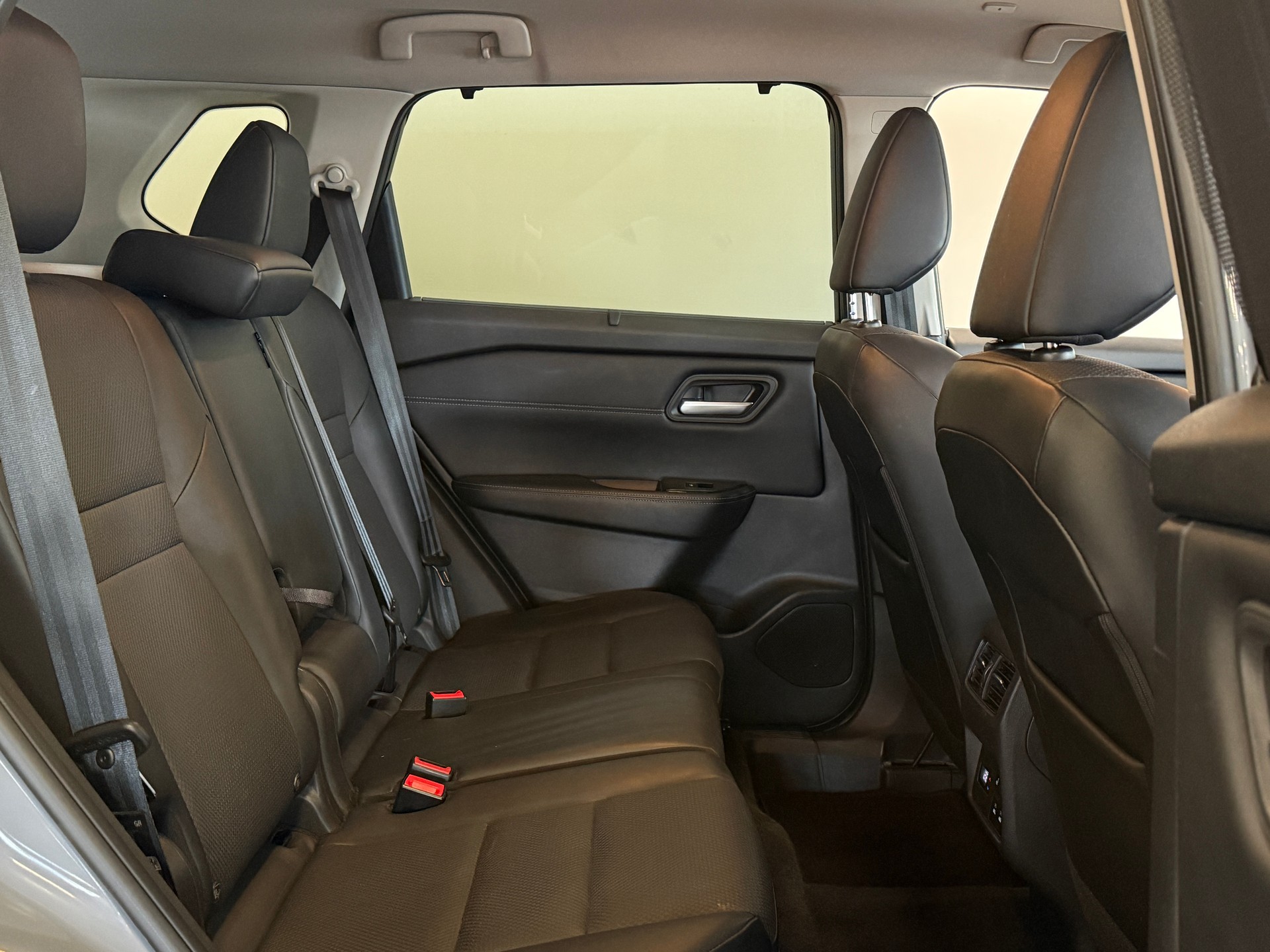 NISSAN X-Trail 1.5 VC-T e-Power 4WD N-Trek-image-17