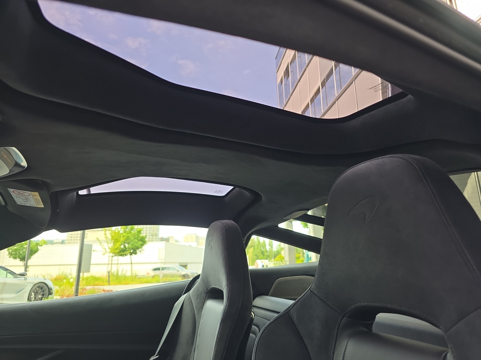 McLAREN 720S Coupé Performance 4.0 V8 SSG-image-18