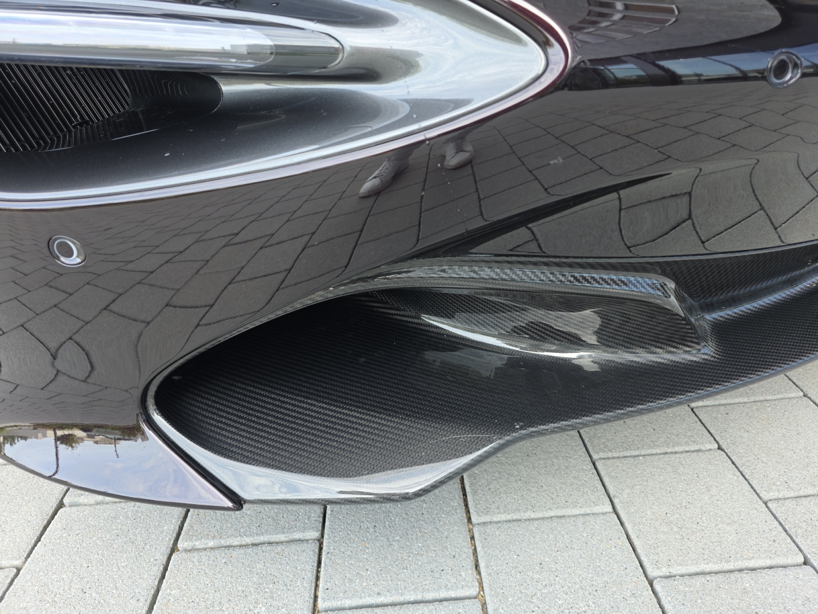 McLAREN 720S Coupé Performance 4.0 V8 SSG-image-17