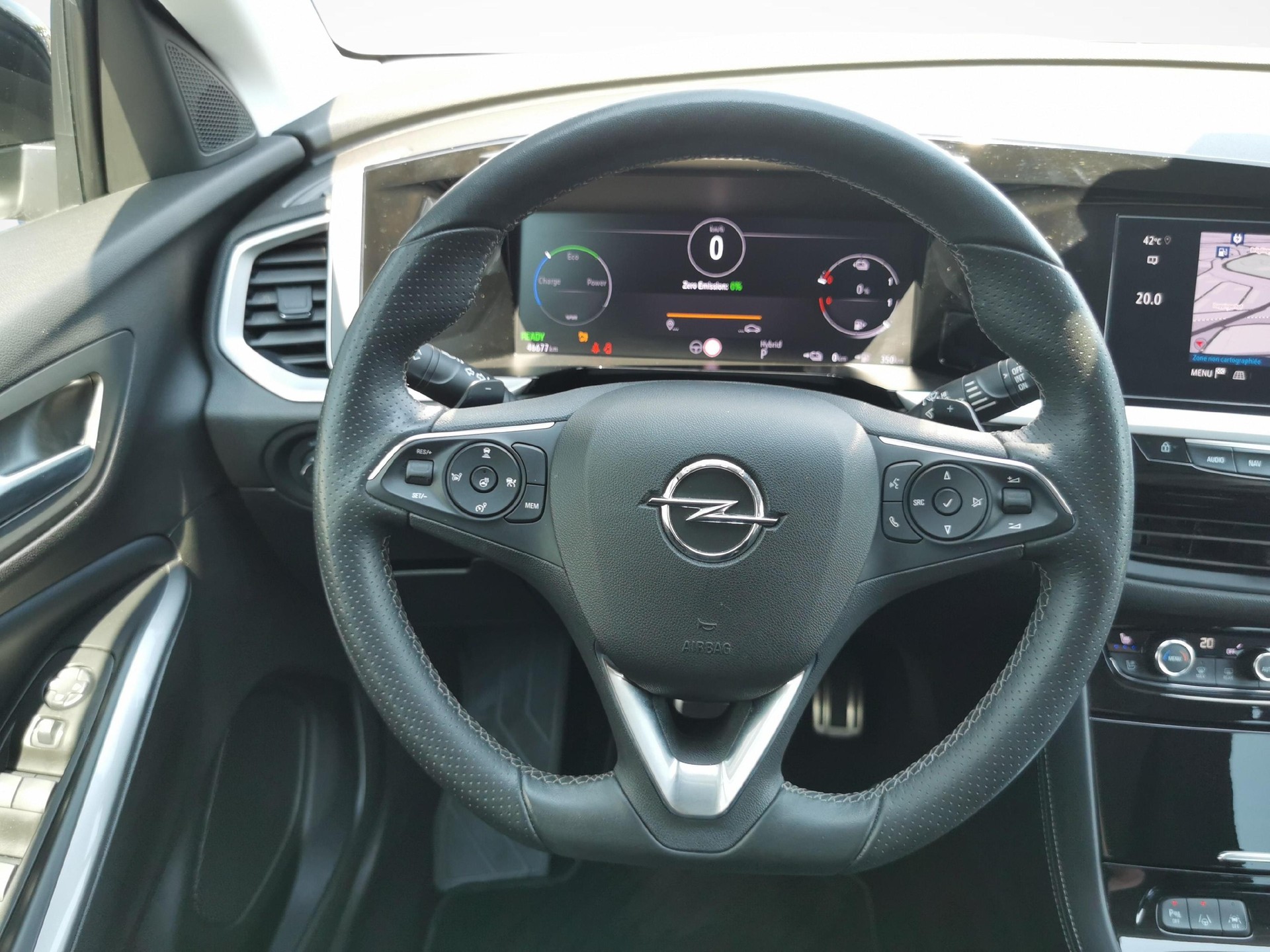 OPEL Grandland 1.6 T PHEV GSE-image-4