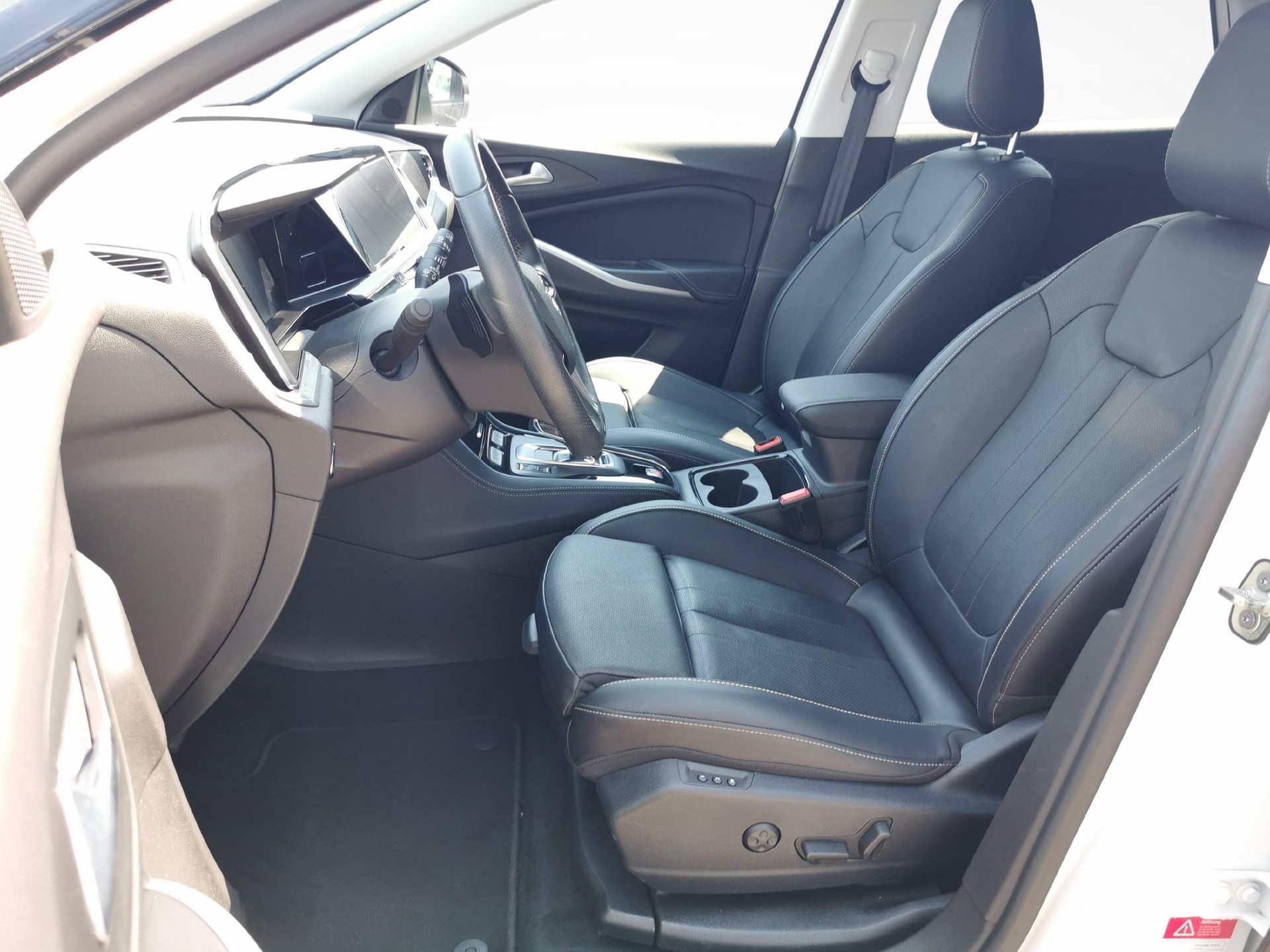 OPEL Grandland 1.6 T PHEV GSE-image-1