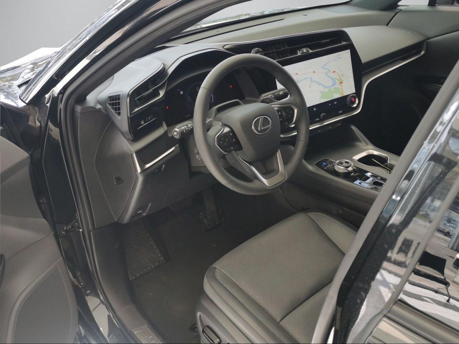 LEXUS RZ 450e Comfort-image-12