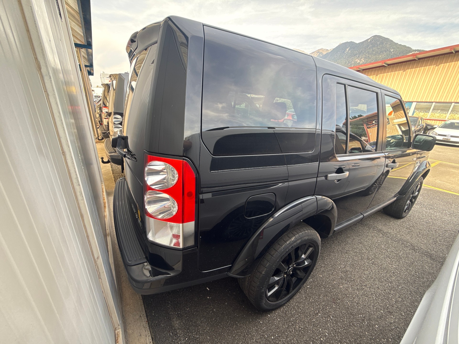 LAND ROVER DISCOVERY-image-4