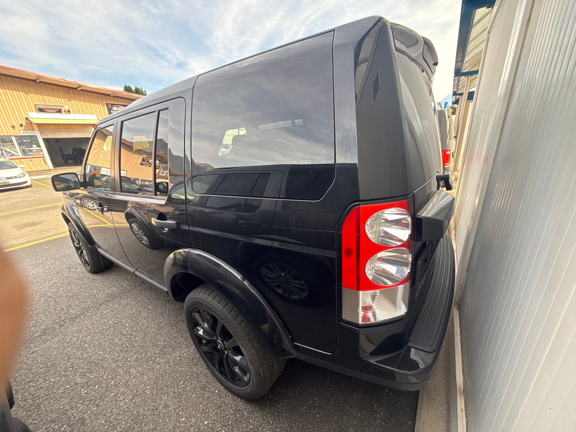 LAND ROVER DISCOVERY-image-3