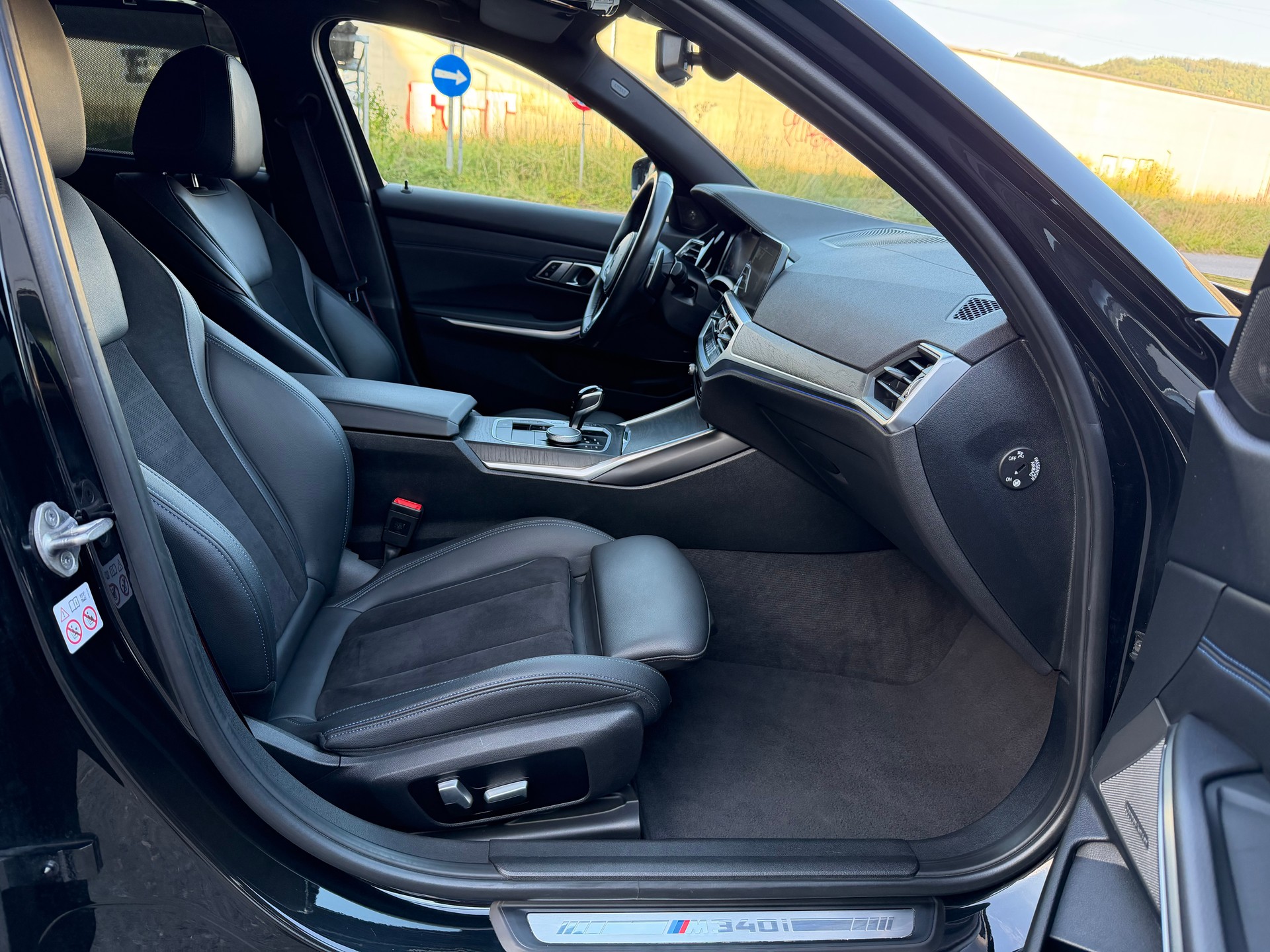 BMW M340i xDrive 48V Touring Fleet Edition Steptronic-image-13