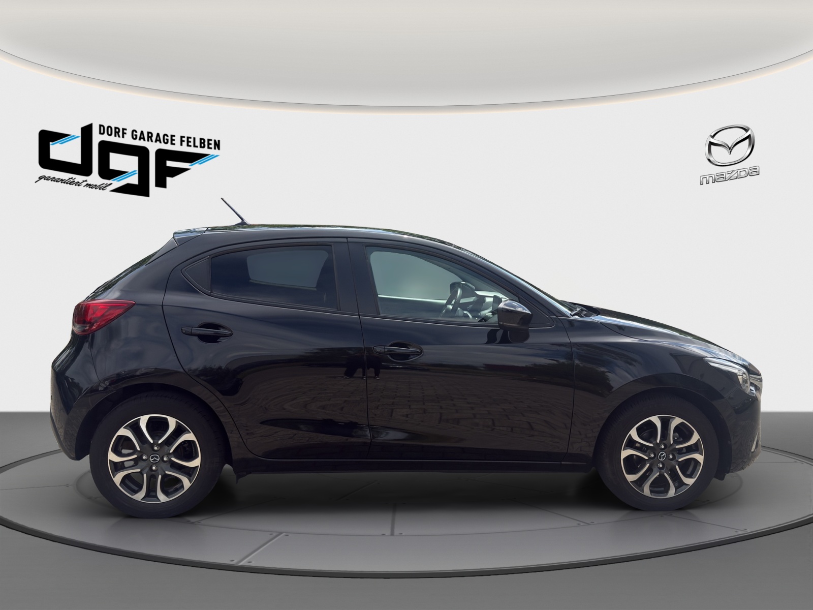 MAZDA 2 1.5 90 Ambition Plus-image-5