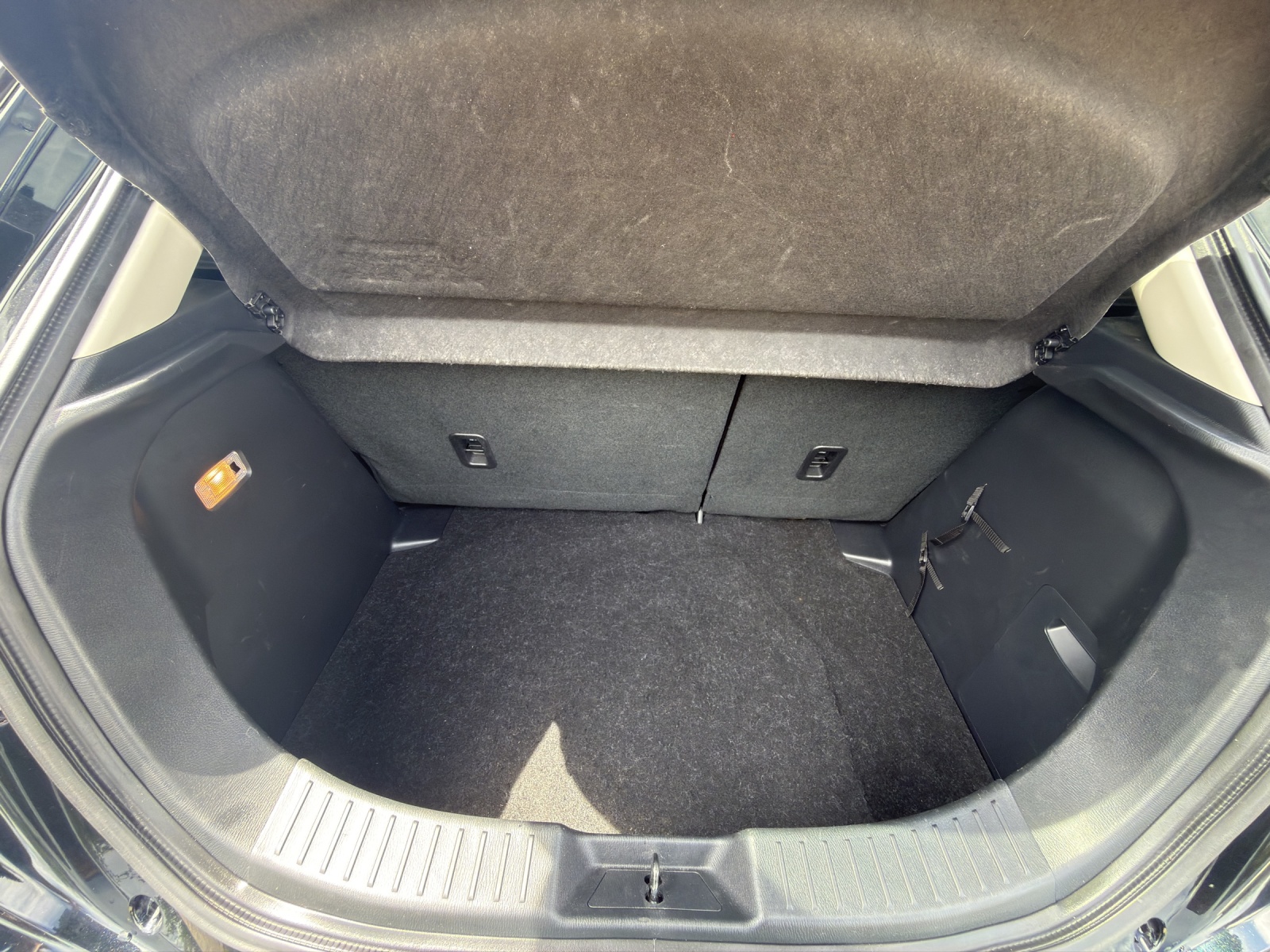 MAZDA 2 1.5 90 Ambition Plus-image-15