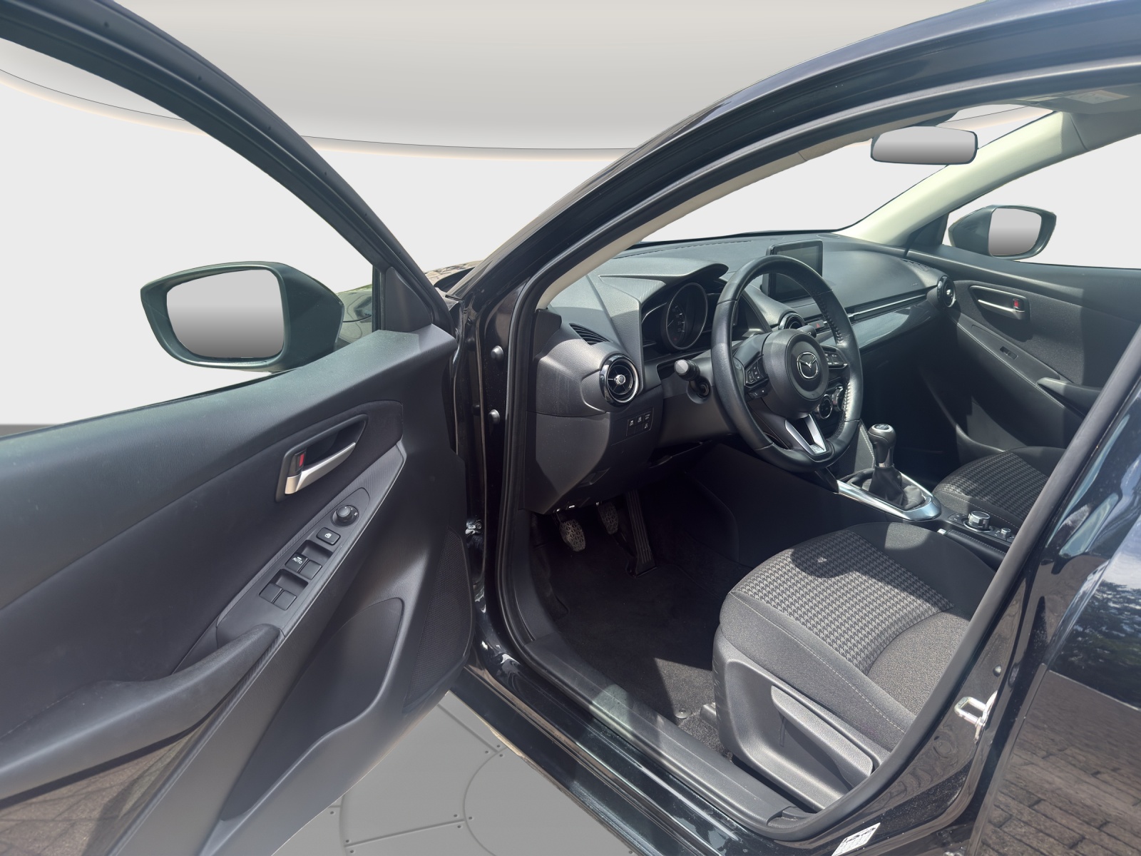 MAZDA 2 1.5 90 Ambition Plus-image-8