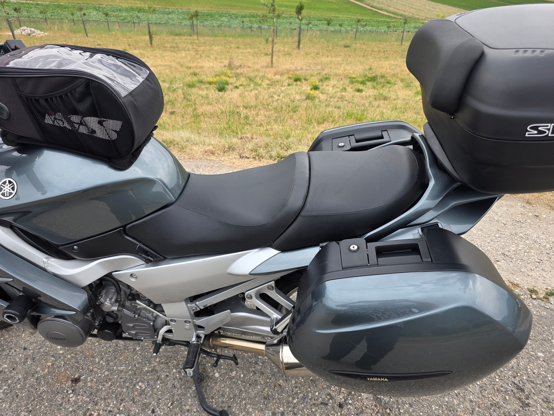 YAMAHA FJR 1300-image-11