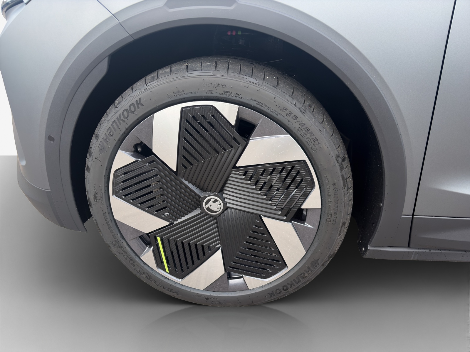 SKODA Elroq RS Matt Edition 4x4-image-13