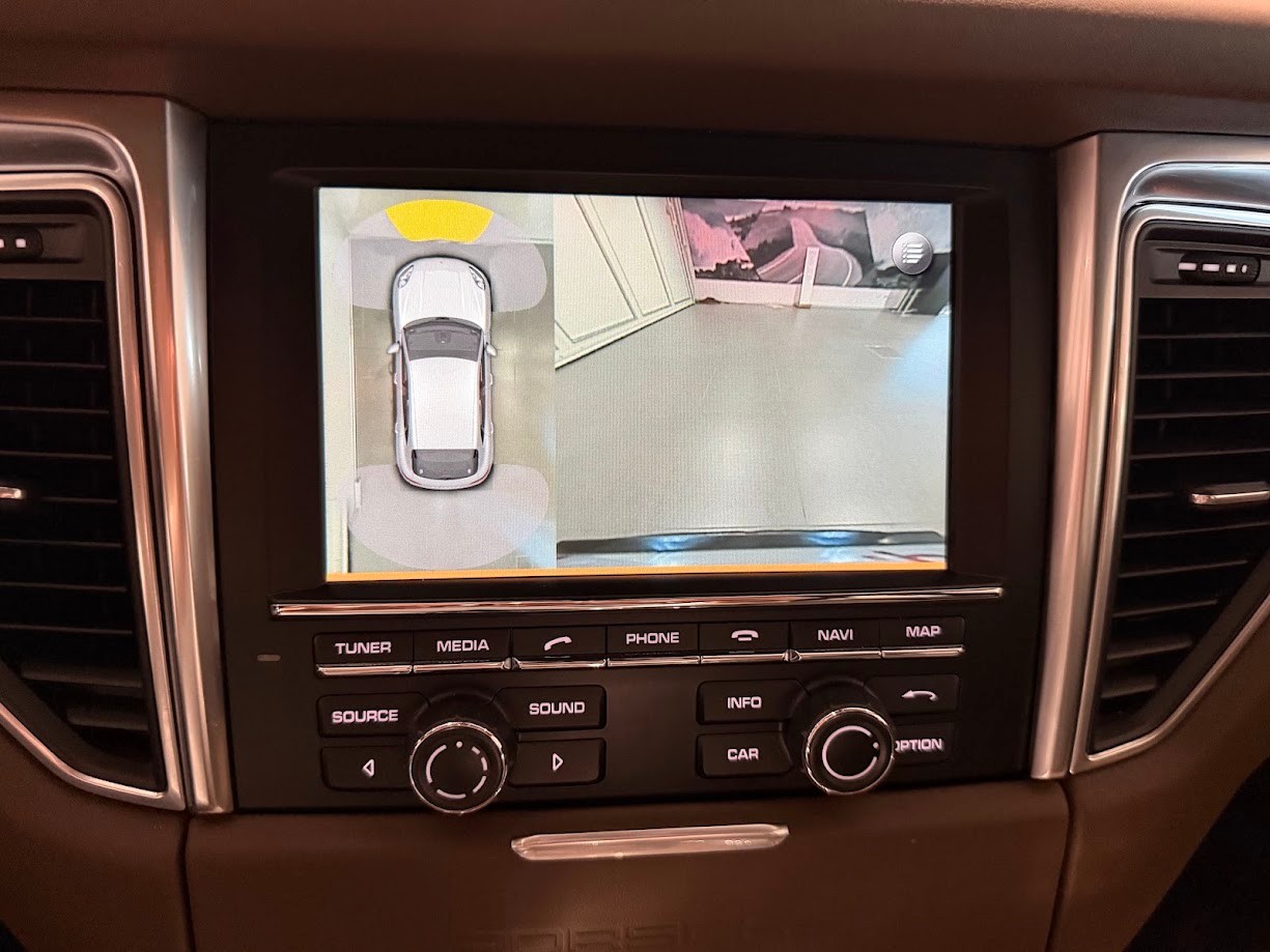 PORSCHE Macan Turbo PDK-image-8