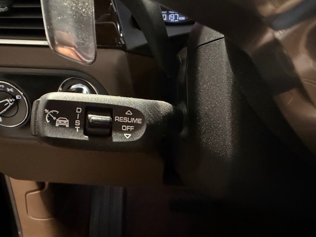 PORSCHE Macan Turbo PDK-image-5