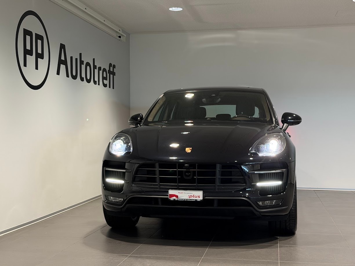 PORSCHE Macan Turbo PDK