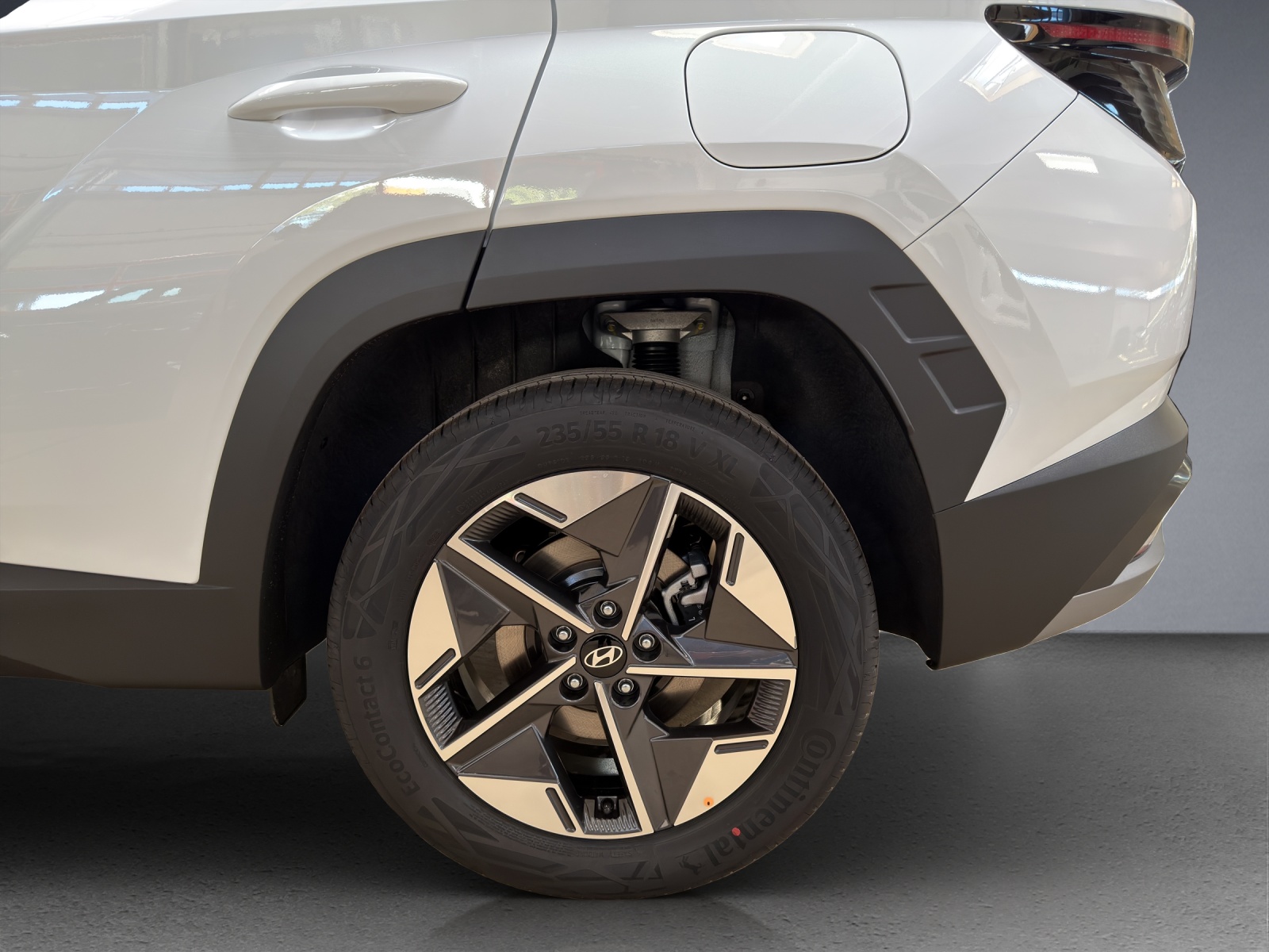 HYUNDAI Tucson 1.6 TGDI HEV Amplia 4WD-image-5