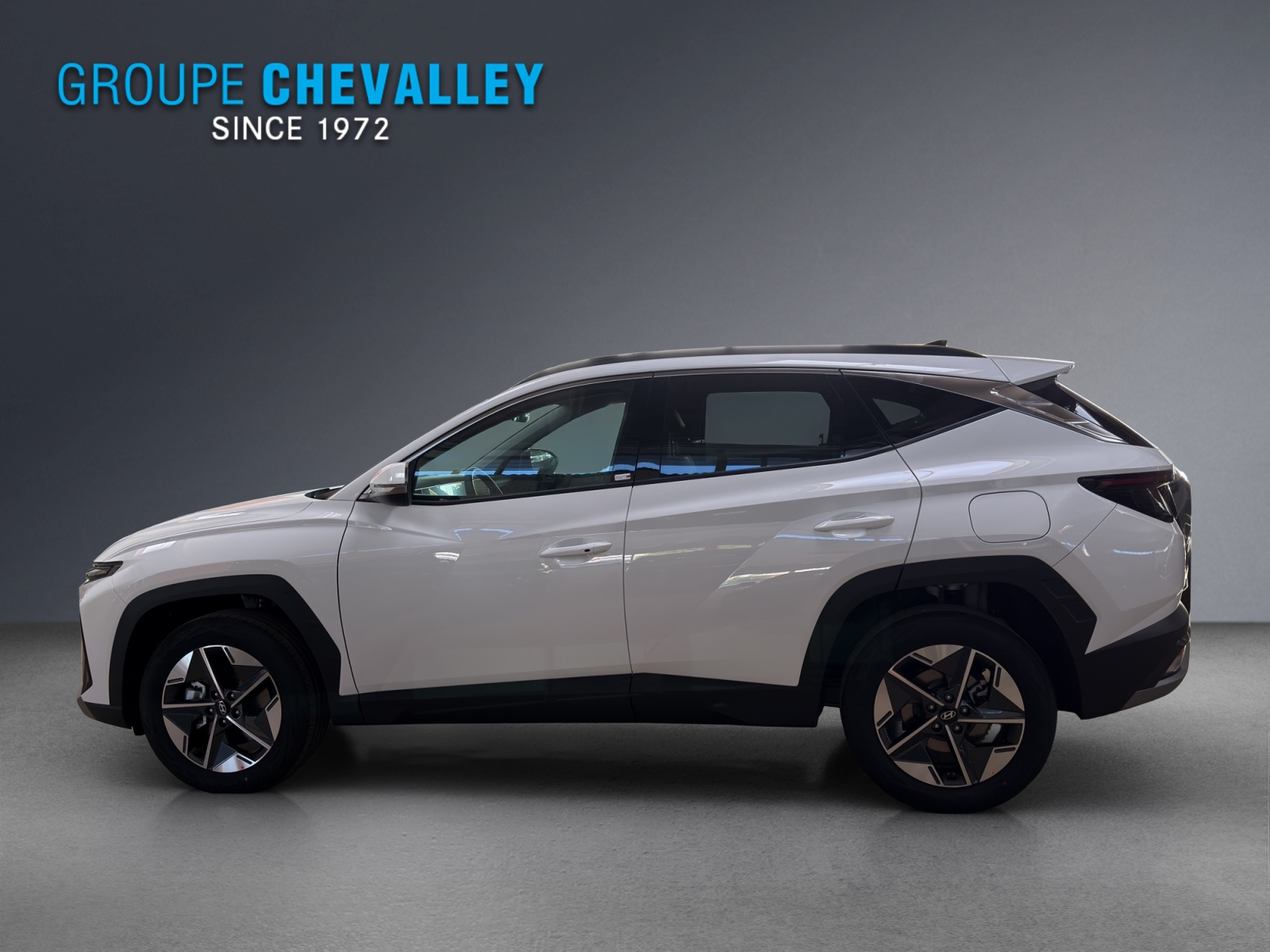 HYUNDAI Tucson 1.6 TGDI HEV Amplia 4WD-image-2