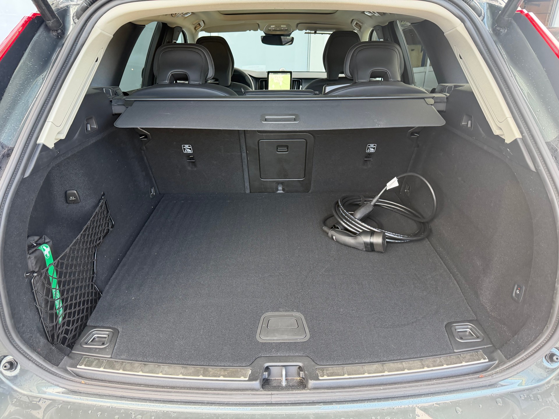 VOLVO XC60 T8 eAWD Ultra Dark Geartronic-image-21