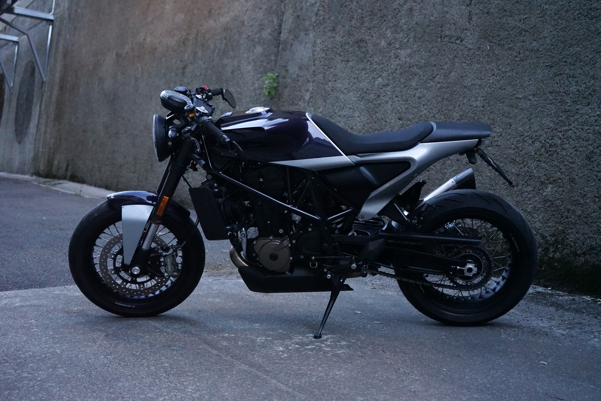 HUSQVARNA Vitpilen 701-image-1