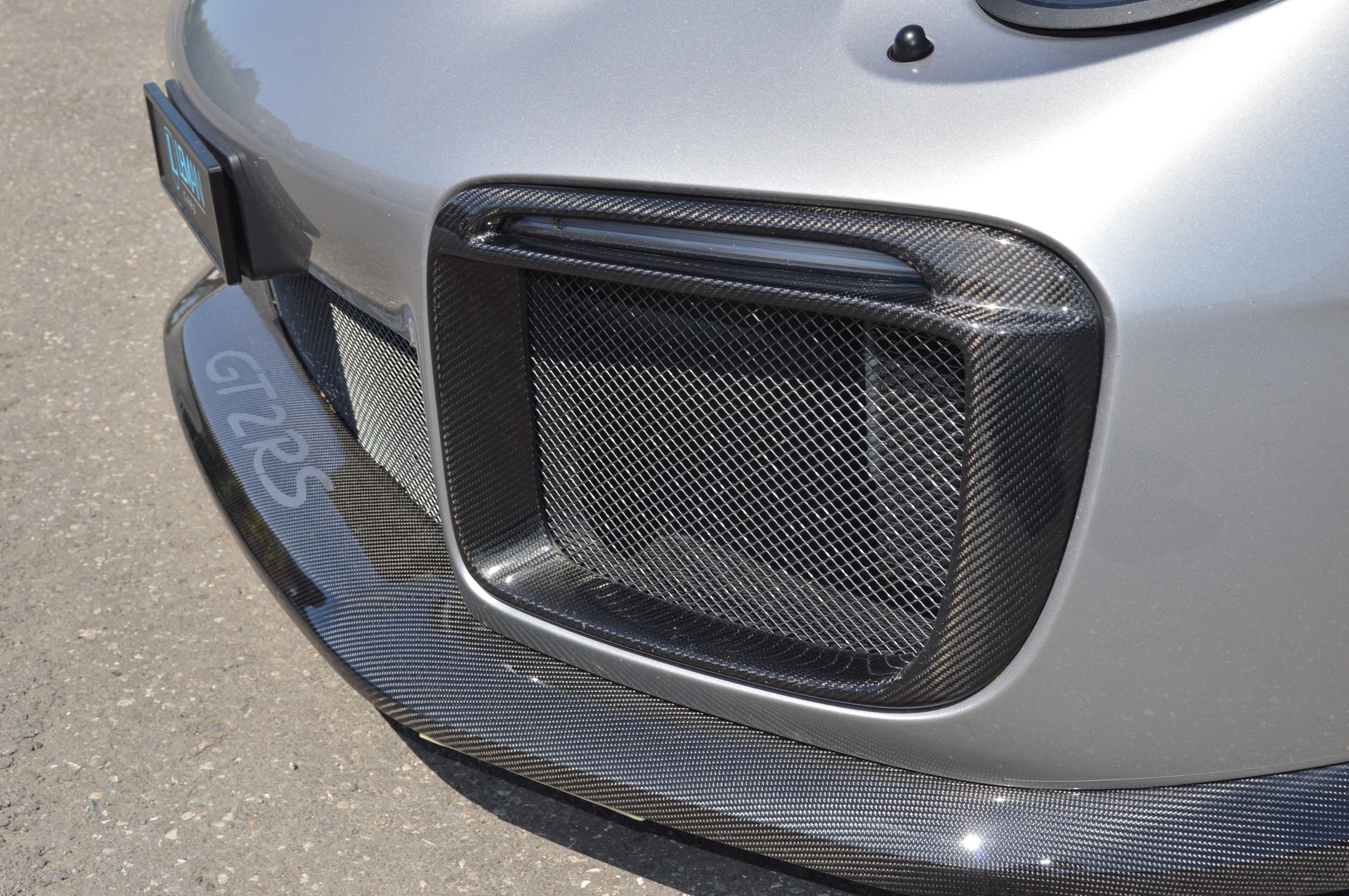 PORSCHE 911 GT2 RS PDK-image-17