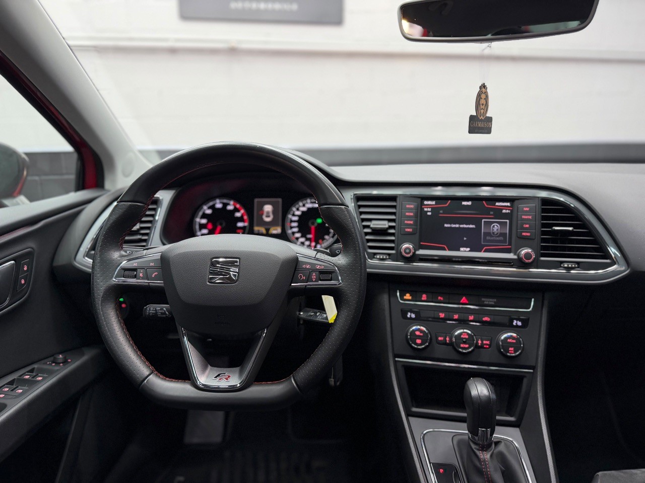SEAT Leon 1.4 TSI FR Line DSG | Schiebedach | Tempomat | CarPlay-image-11