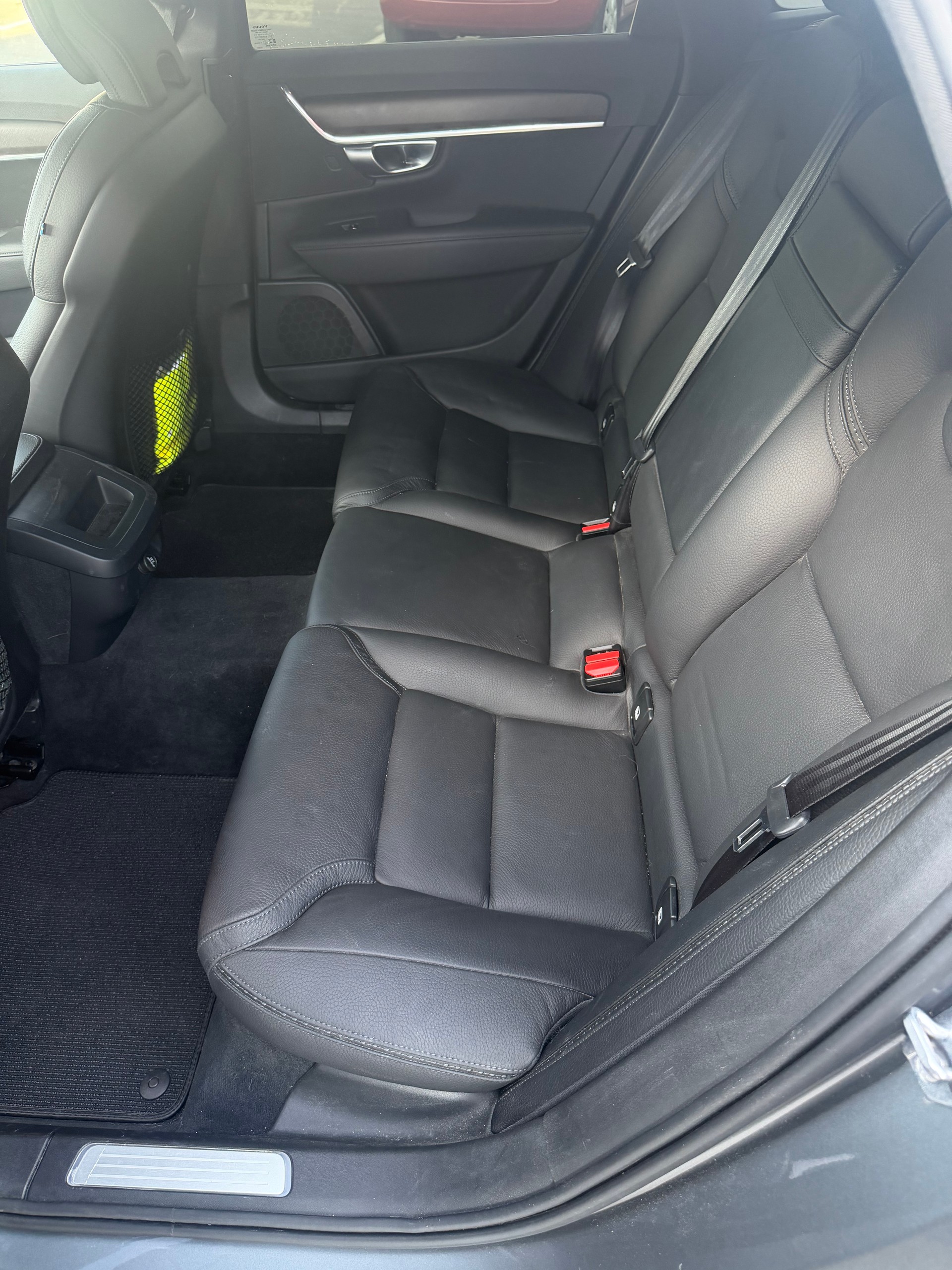 VOLVO 2.0 D5 AWD-image-12