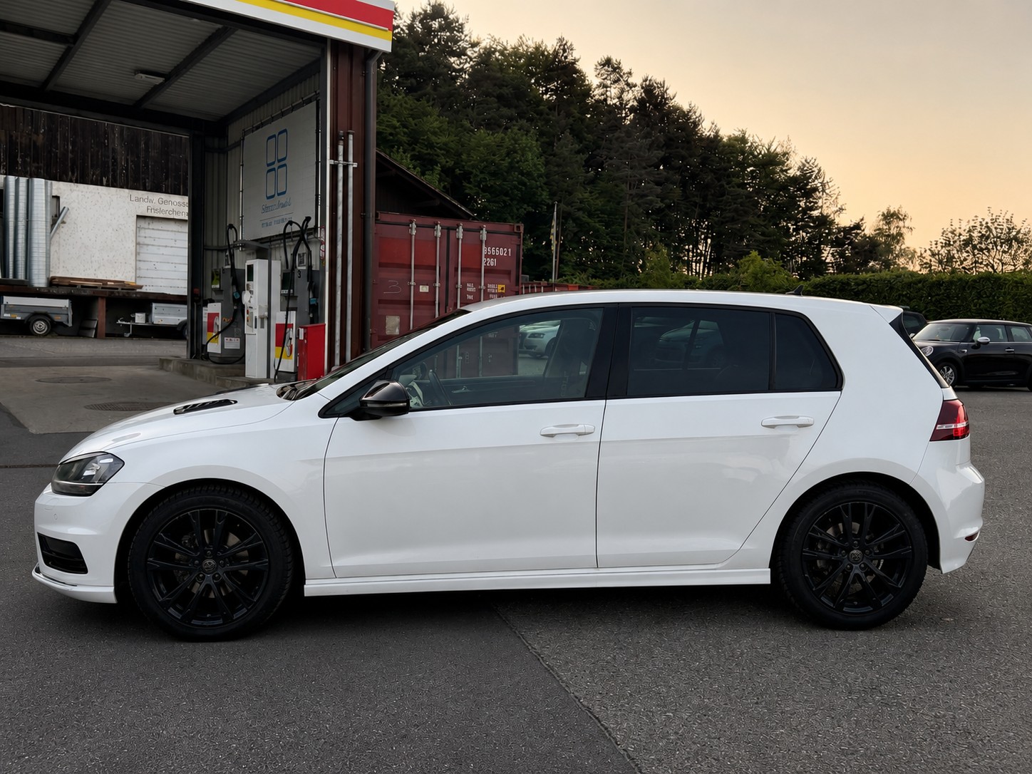 VW Golf 1.4 TSI R-Line Design DSG-image-5